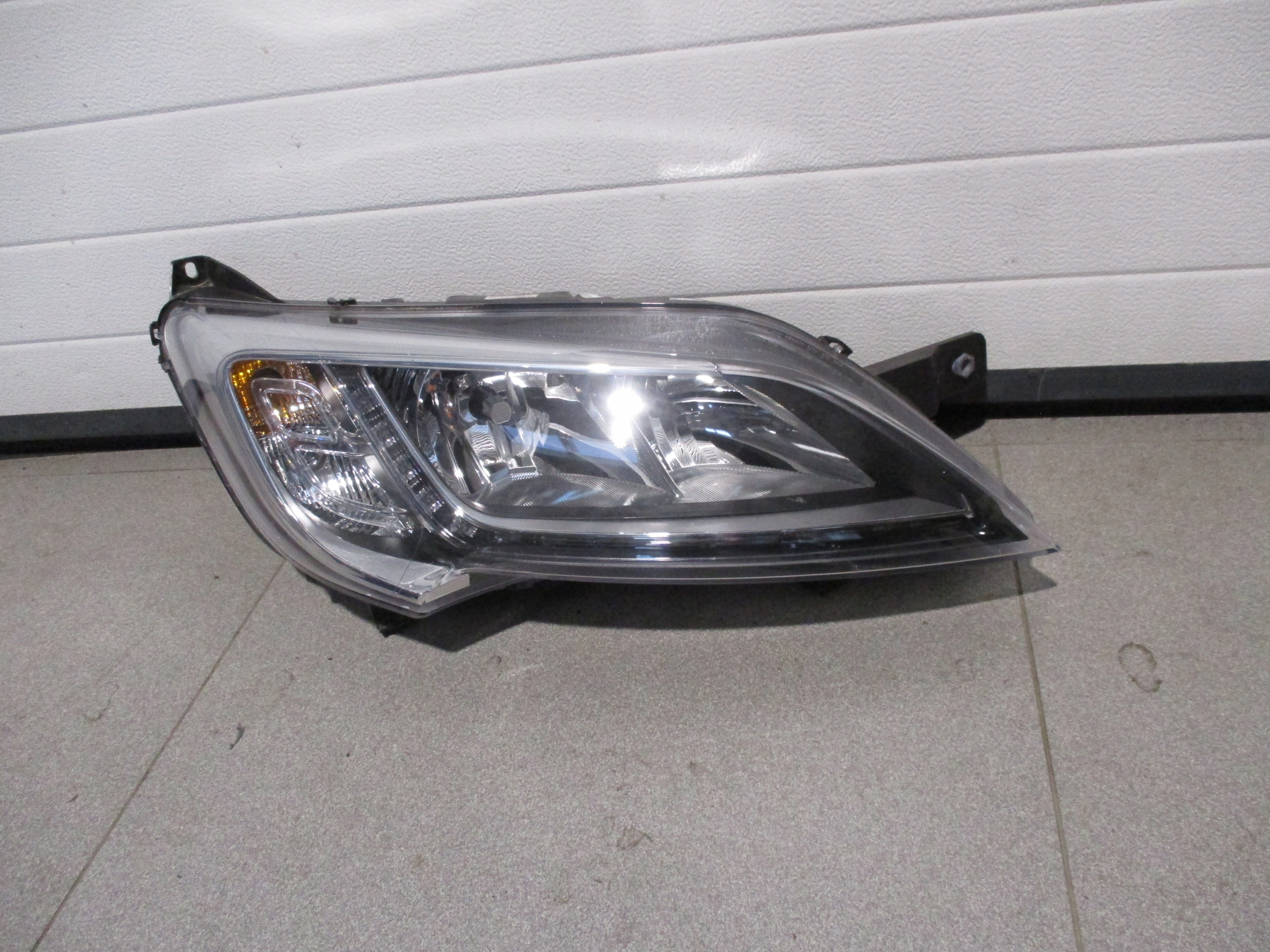 light right front Fiat Ducato Movano Boxer 14r- 1307329528 LED