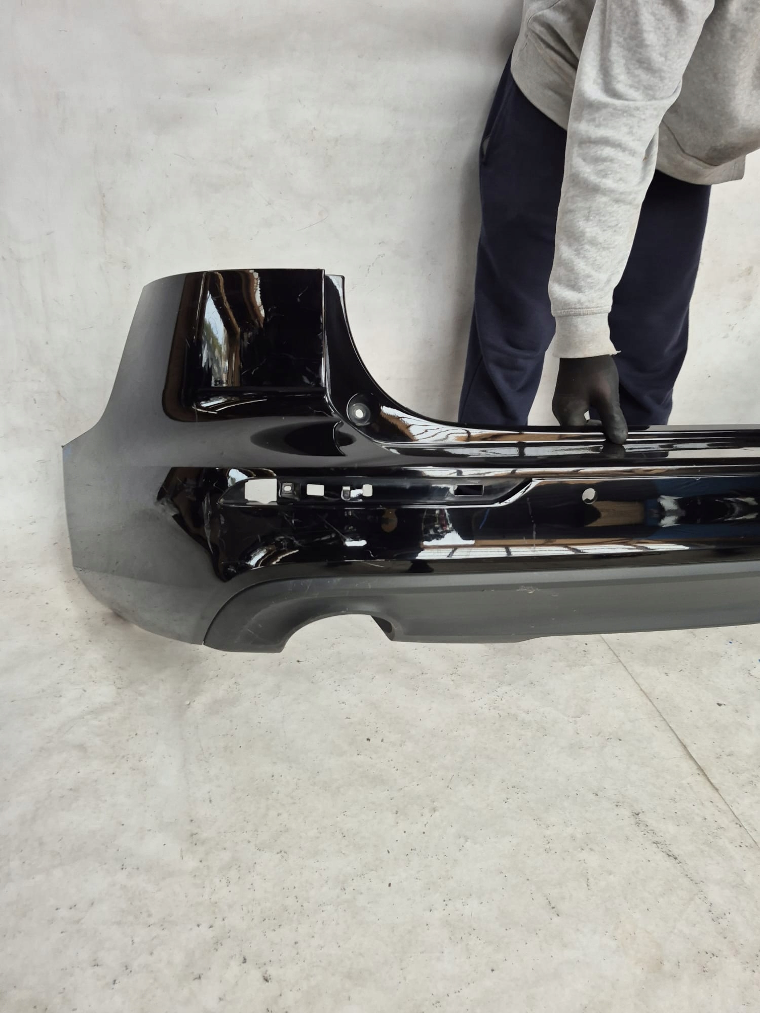 VOLVO V60 II 2 18- bumper rear part rear PDC