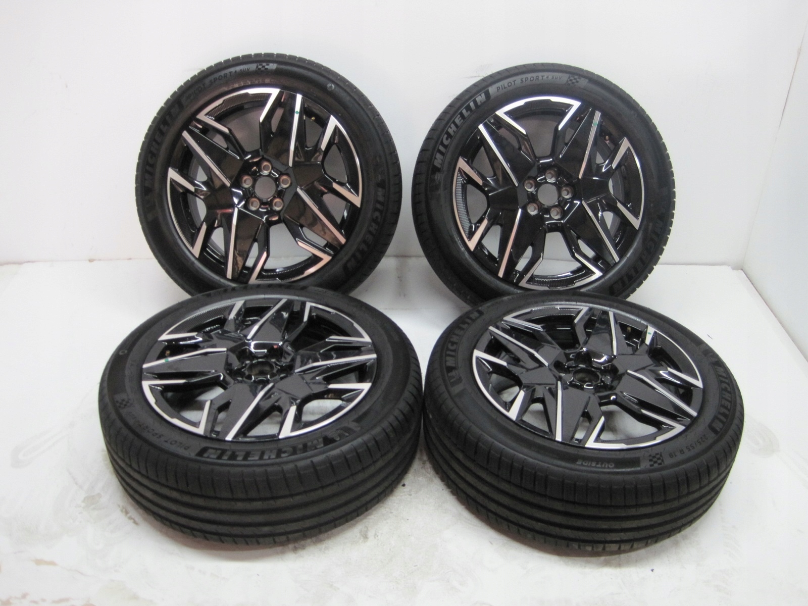 wheels discs tyres PEUGEOT 5008 III 23r R19
