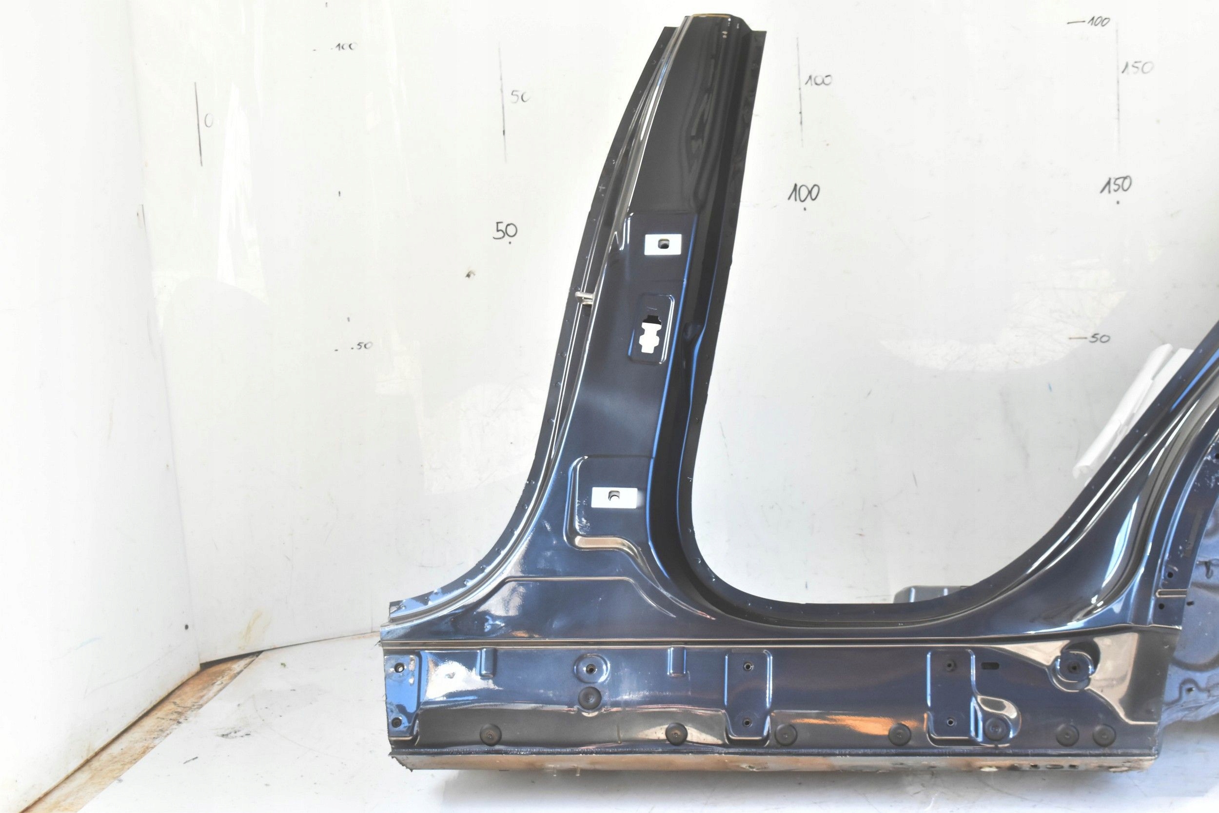 PRÓG SŁUPEK LEWY TYŁ BŁOTNIK BMW X5 G05 18- Producent części BMW OE