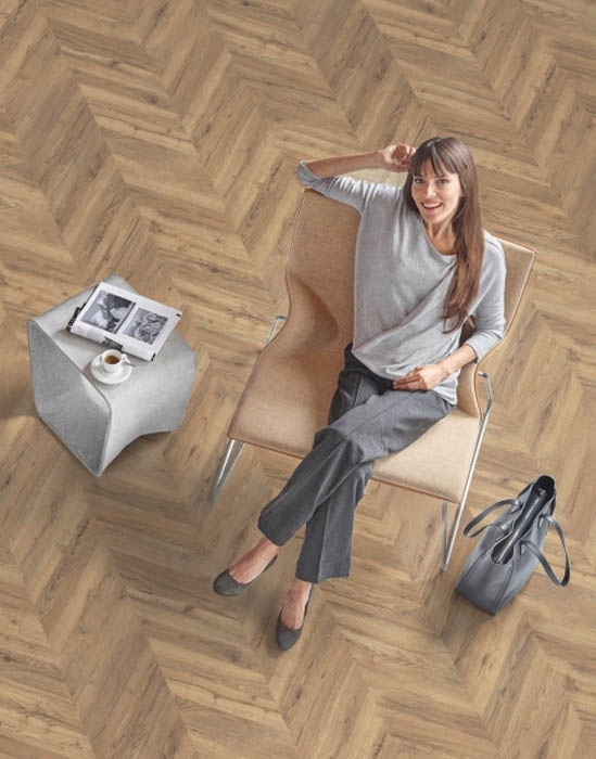 Panele JODEŁKA EPL012 Dąb Rillington Ciemny EGGER Kolekcja PRO Laminate Kingsize 8/32