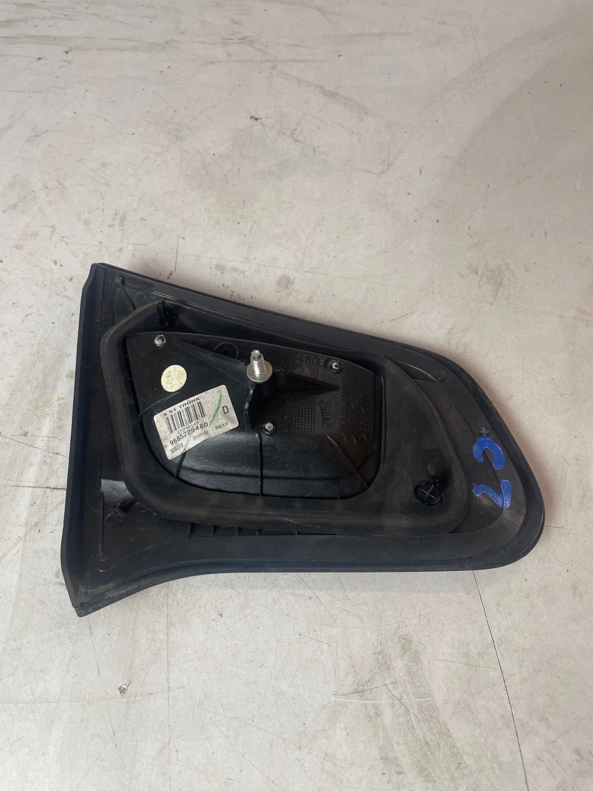 light rear part rear right to the bonnet Citroen C3 II
