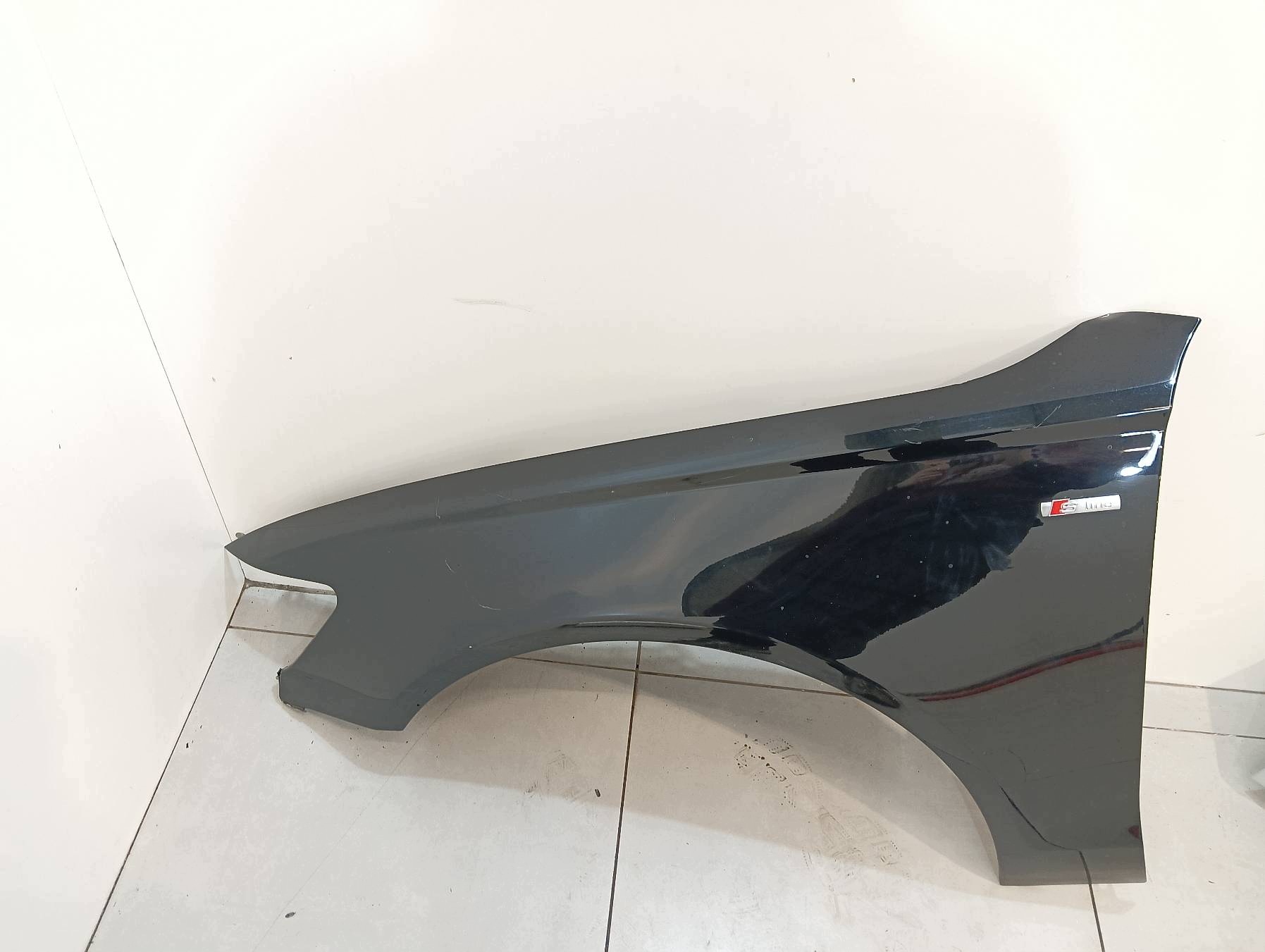 parafango sinistra anteriore LY9B Audi A6 IV (2011-2018) C7