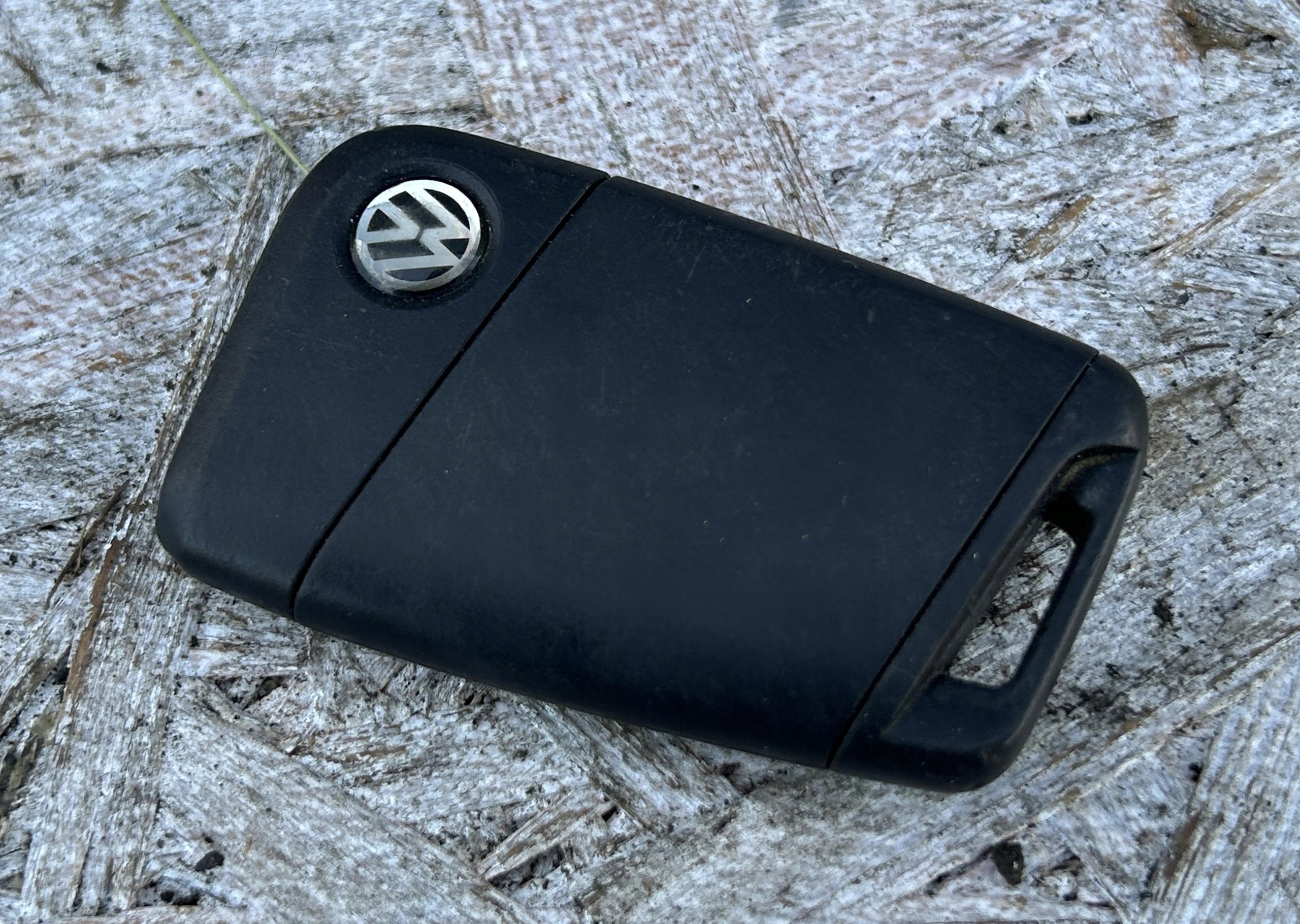 key PILOT VW PASSAT B8 14