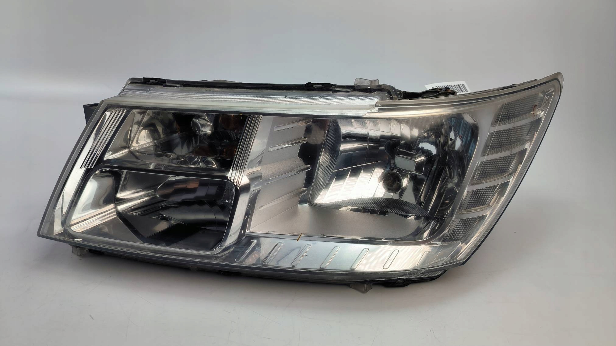 light left front 05067789AC FIAT FREEMONT