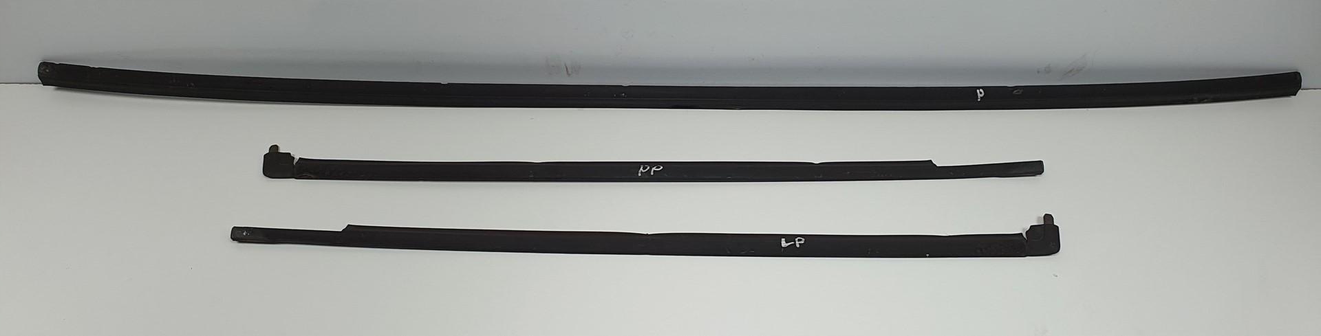 Обшивка лобового стекла VOLVO V90 и комплект