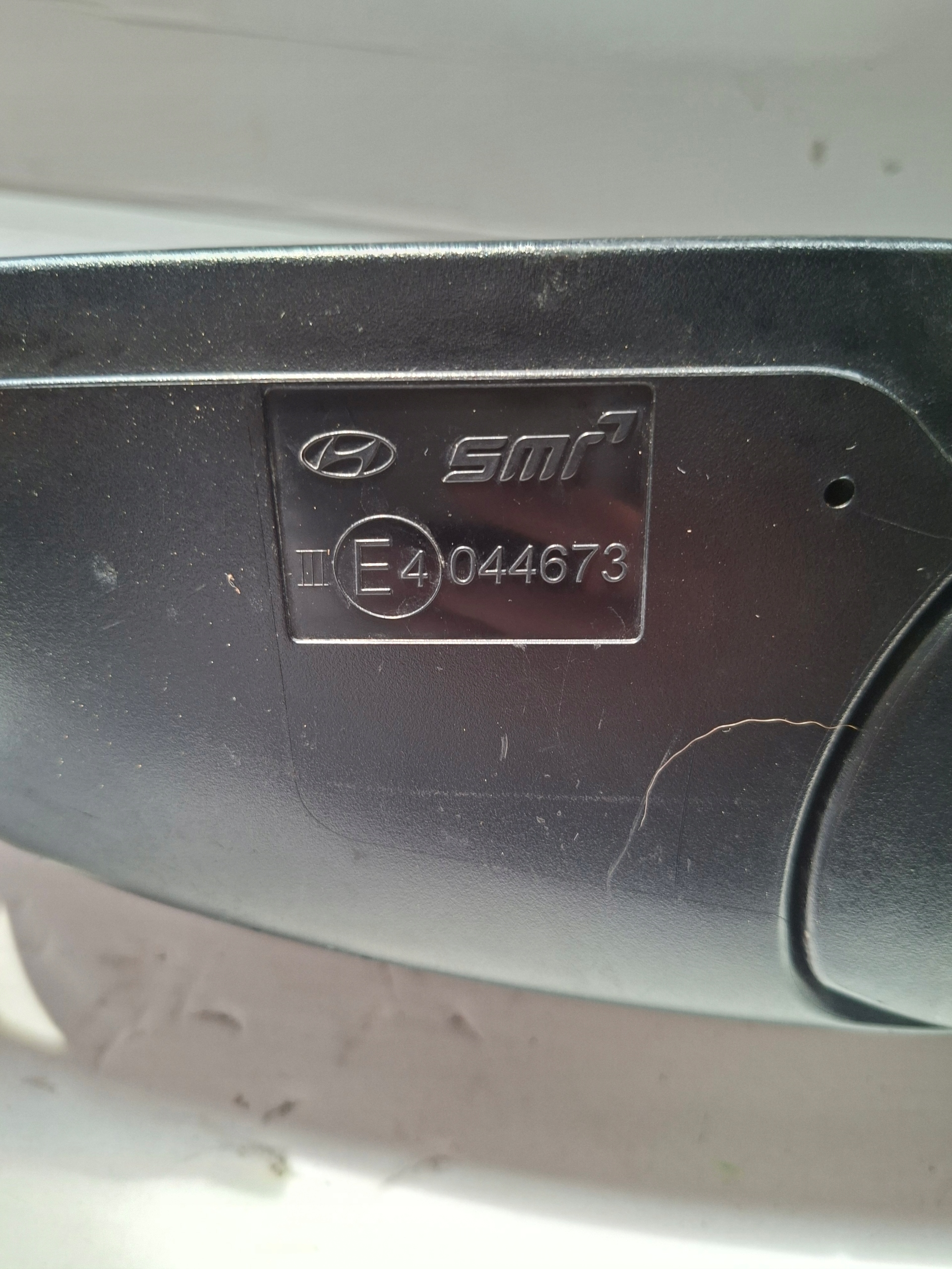 mirror left HYUNDAI TUCSON III 8 PIN E4044673