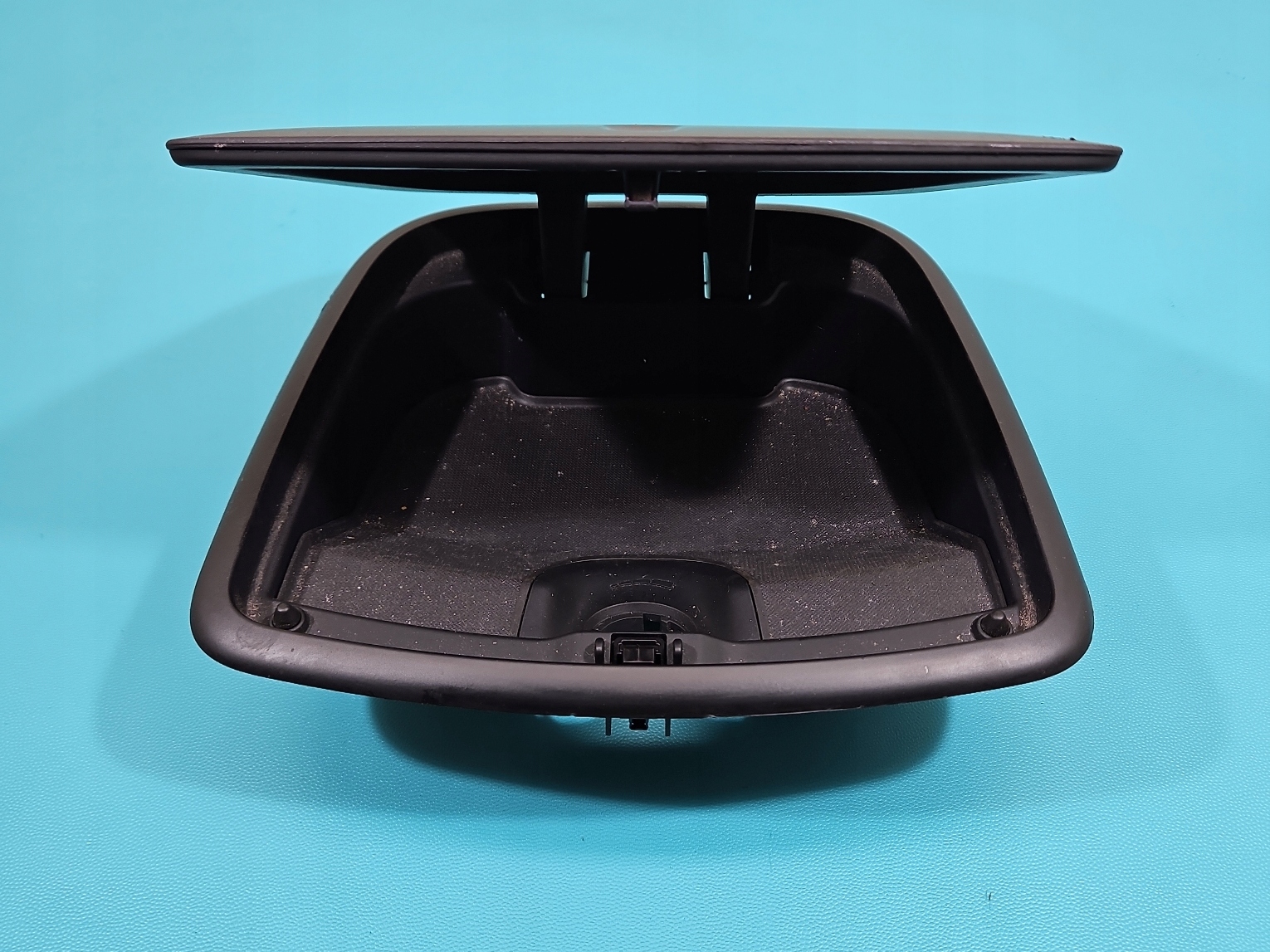 бардачок верхний CITROEN C3 PICASSO 08-17 европа