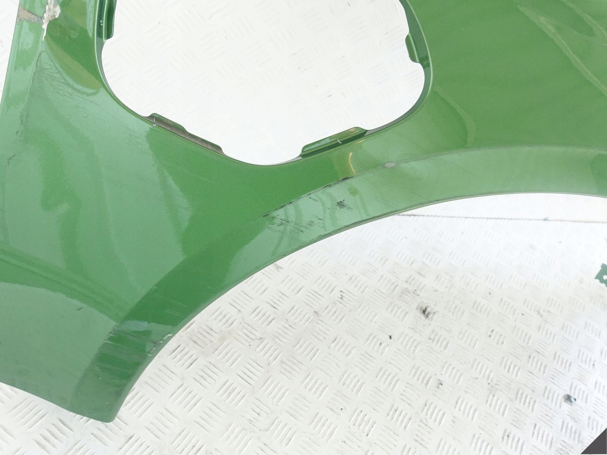 PORSCHE TAYCAN 9J1 fender right front damag..