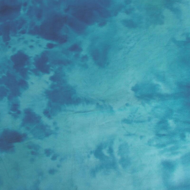 Doerr Batik Blue 270x700 cm textilní pozadí