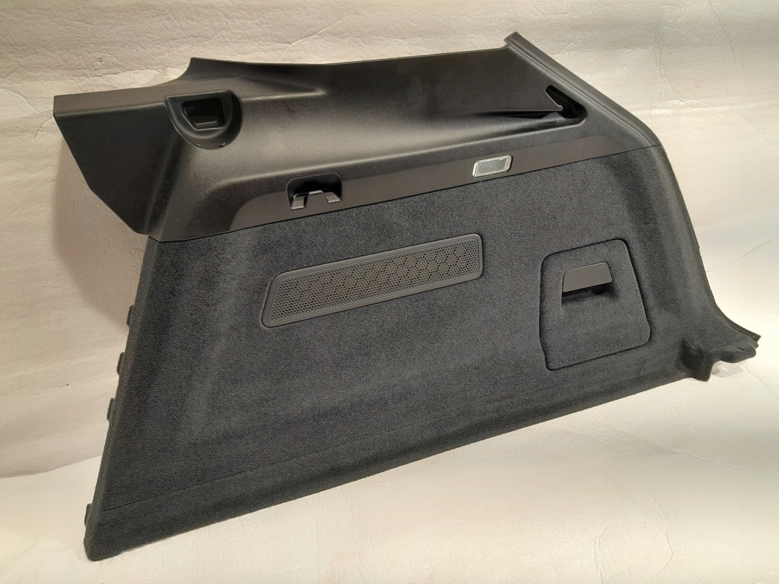 PORSCHE CAYENNE 9Y boot upholstery right 9Y0867038D