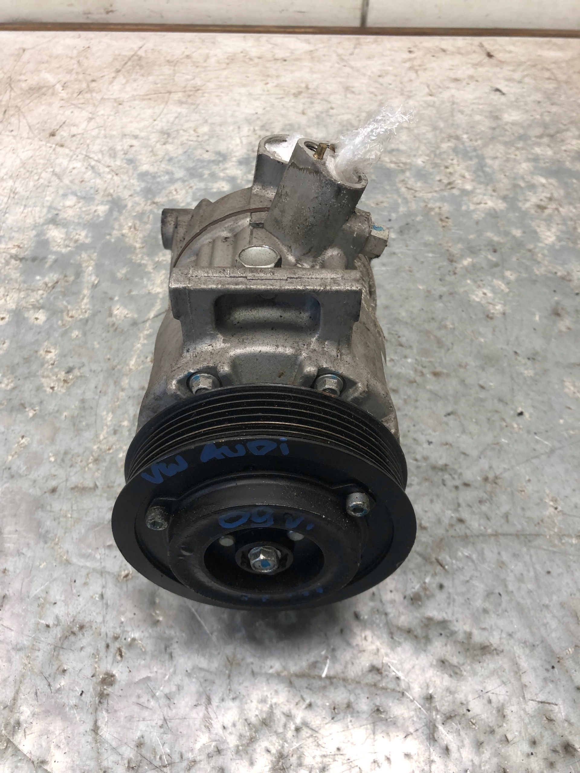 compressor compressor; of the air conditioning VW AUDI 8FK351135