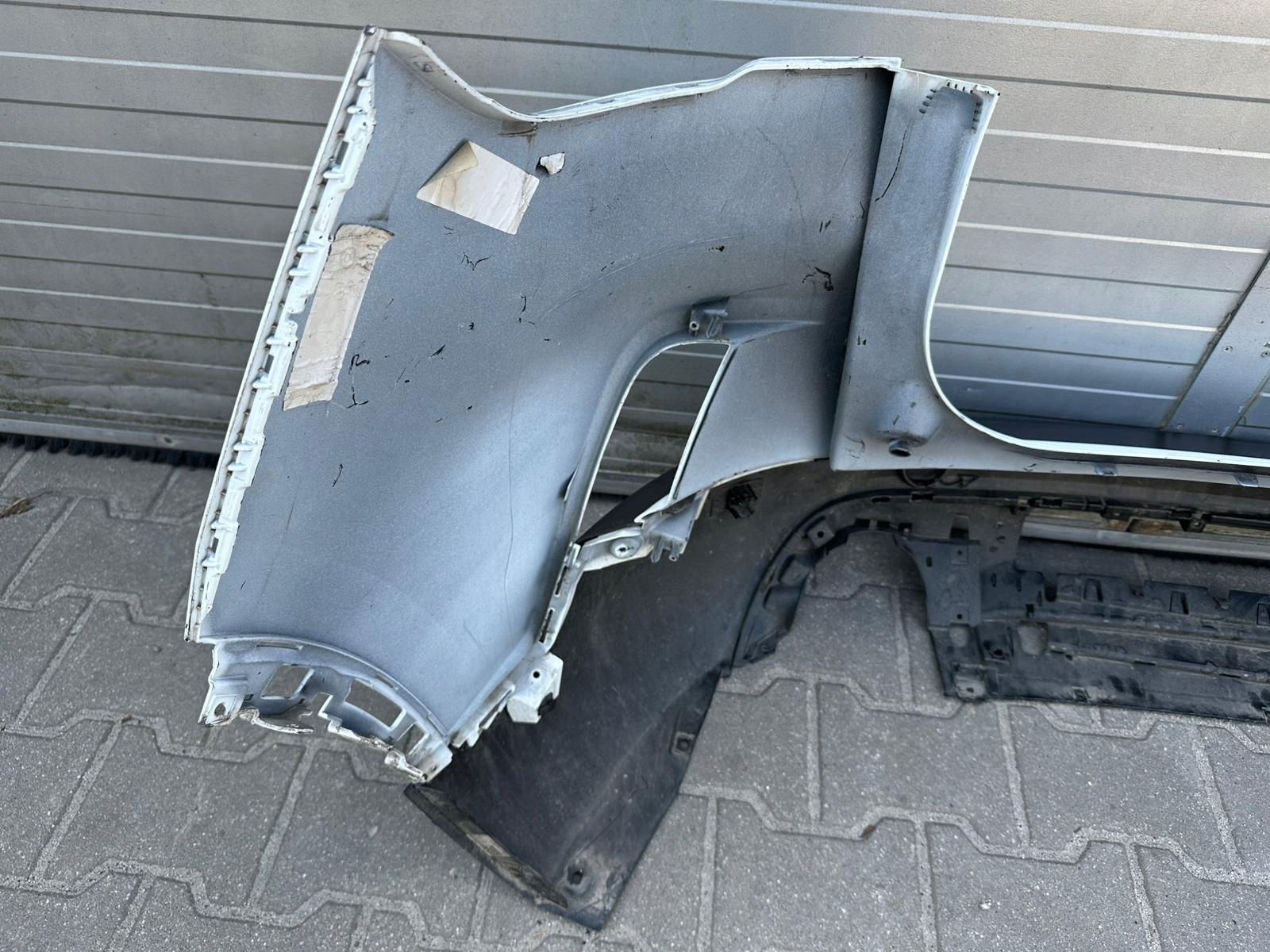 23530a6c434ea71677b6e59976ff