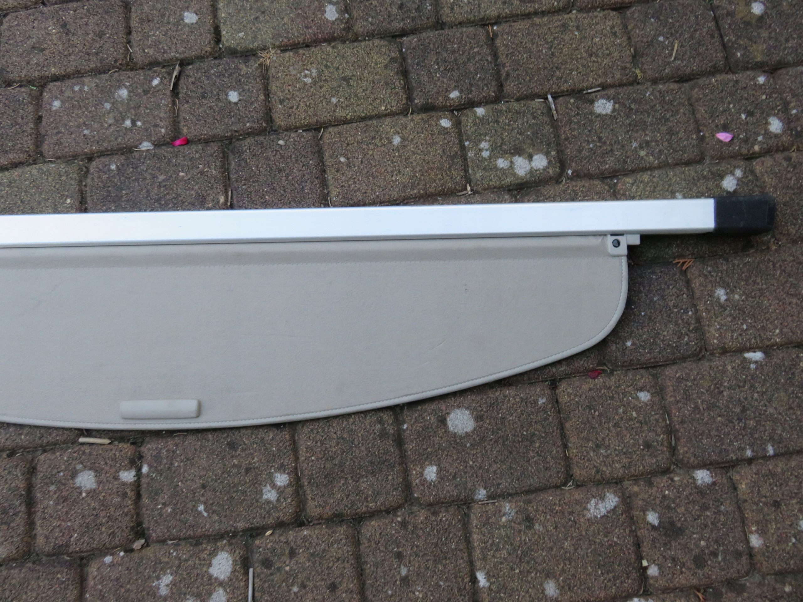 mazda CX7 ролета багажника 06-12R