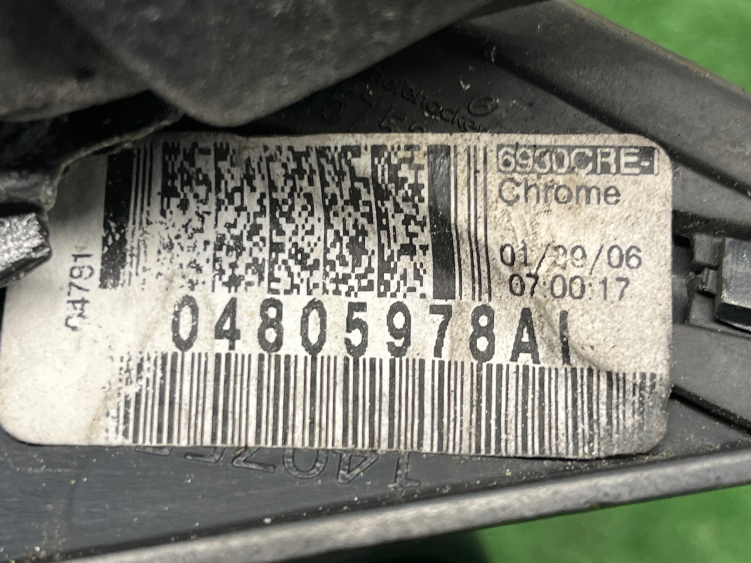 mirror right electrics CHRYSLER 300C 9 PIN E11015628 / 04805978AI