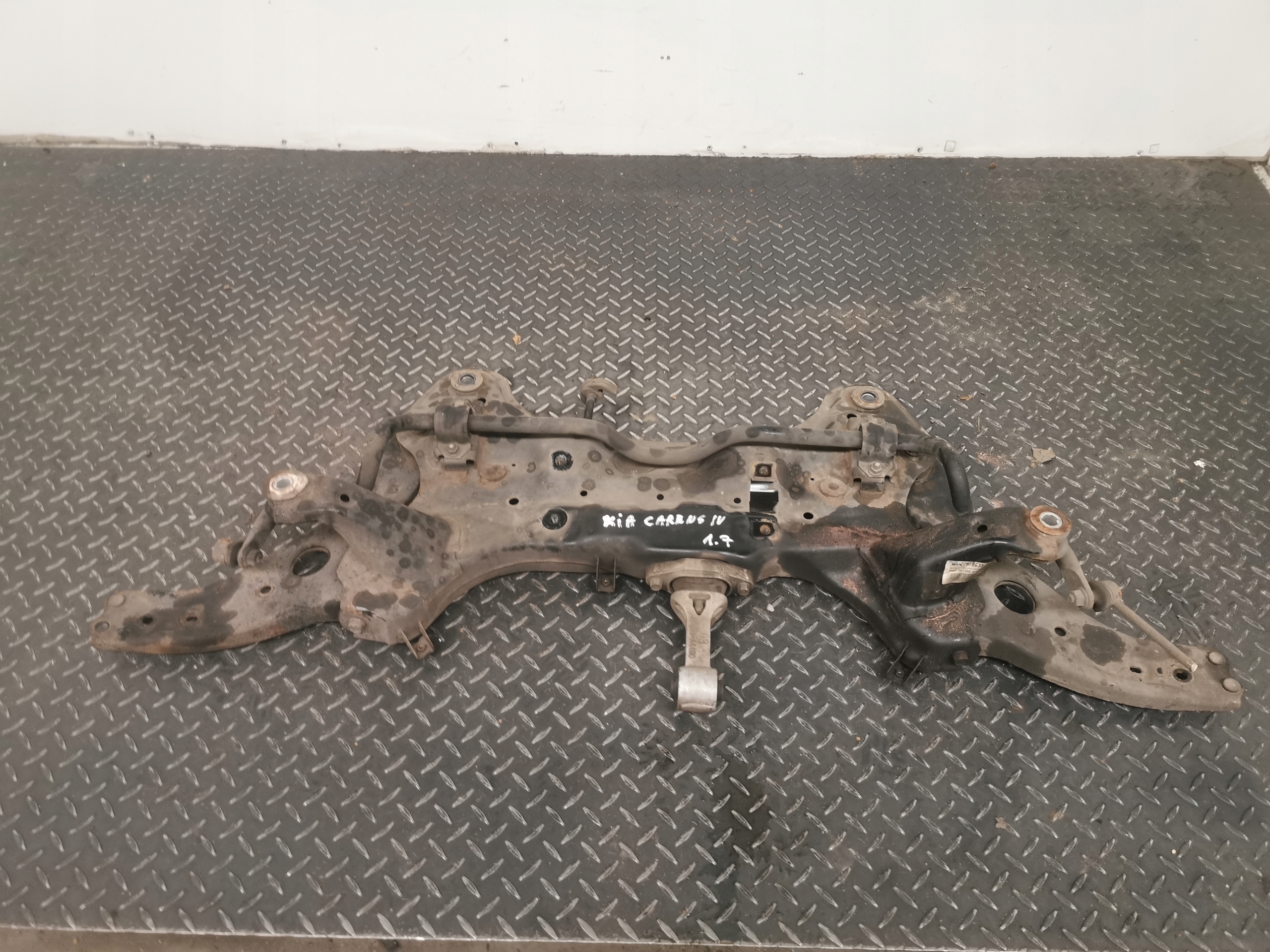 SANKI PRZÓD KIA CARENS IV 1.7 CRDI 13-