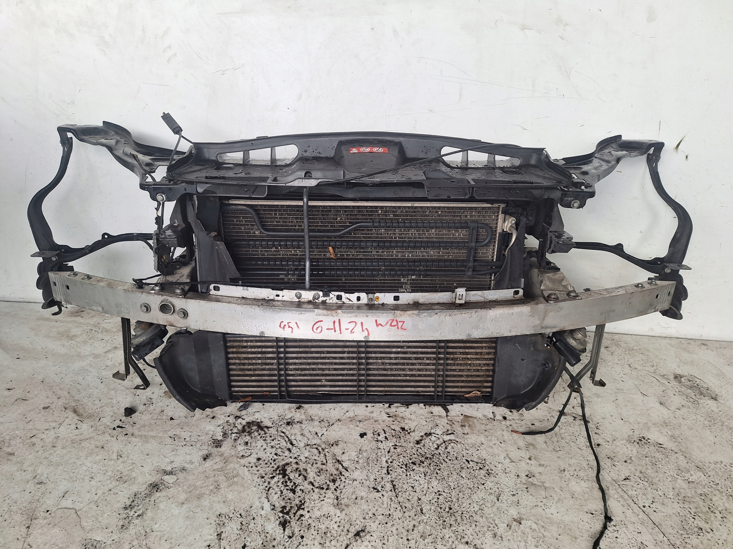 MERCEDES E-KLASA W212 09-13 support panel for radiators 2.2CDI 651