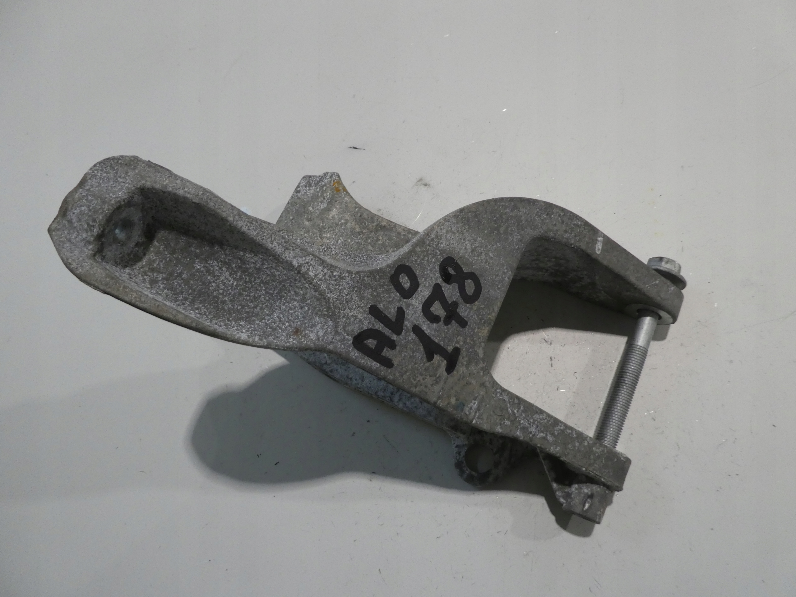 VW T6 2.0TDI holder engine mount 7E0199343B