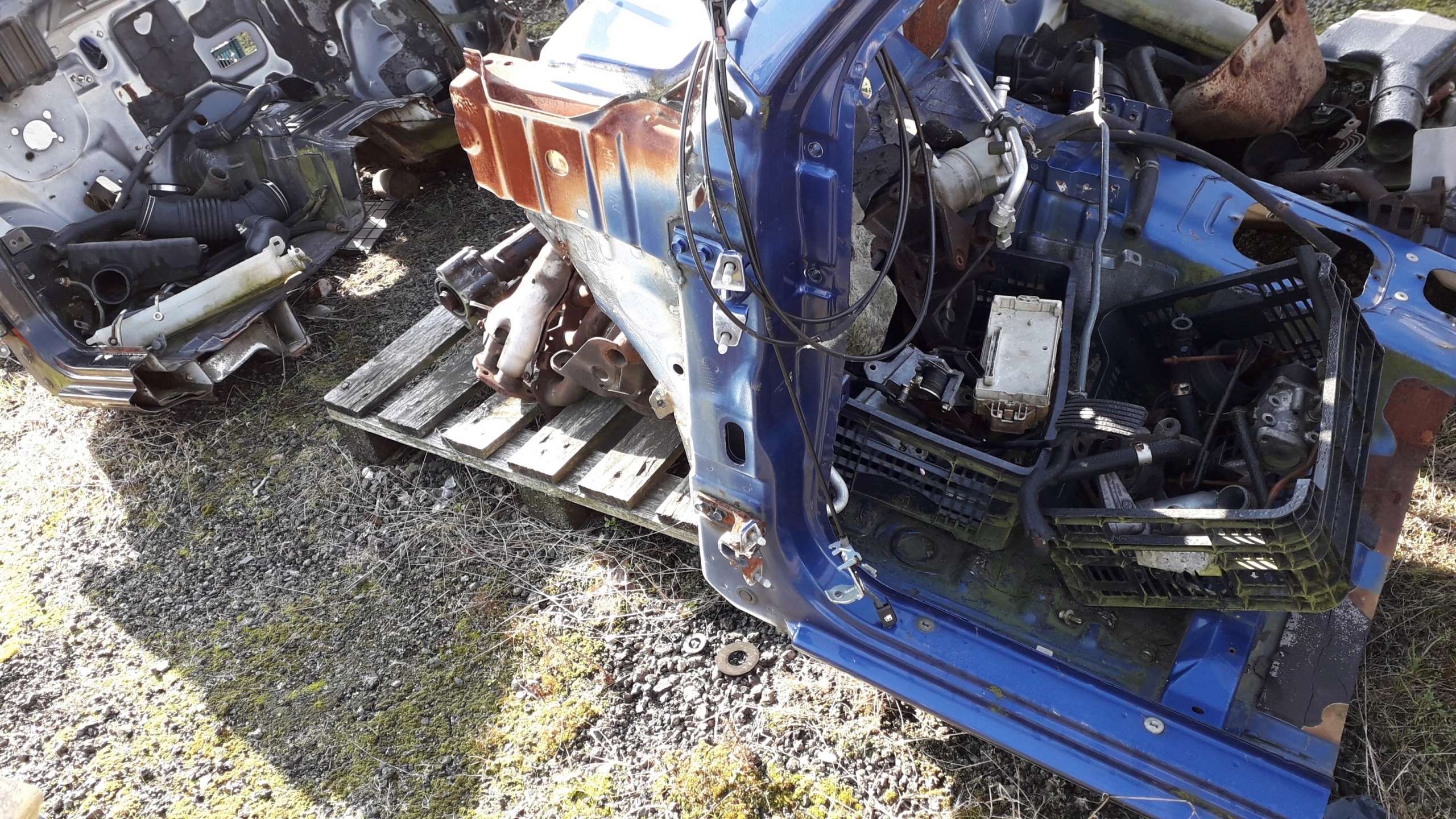 5379A038 - MITSUBISHI PAJERO PININ 99-ПЕРЕДНЯЯ ЛЕВАЯ СТОЙКА