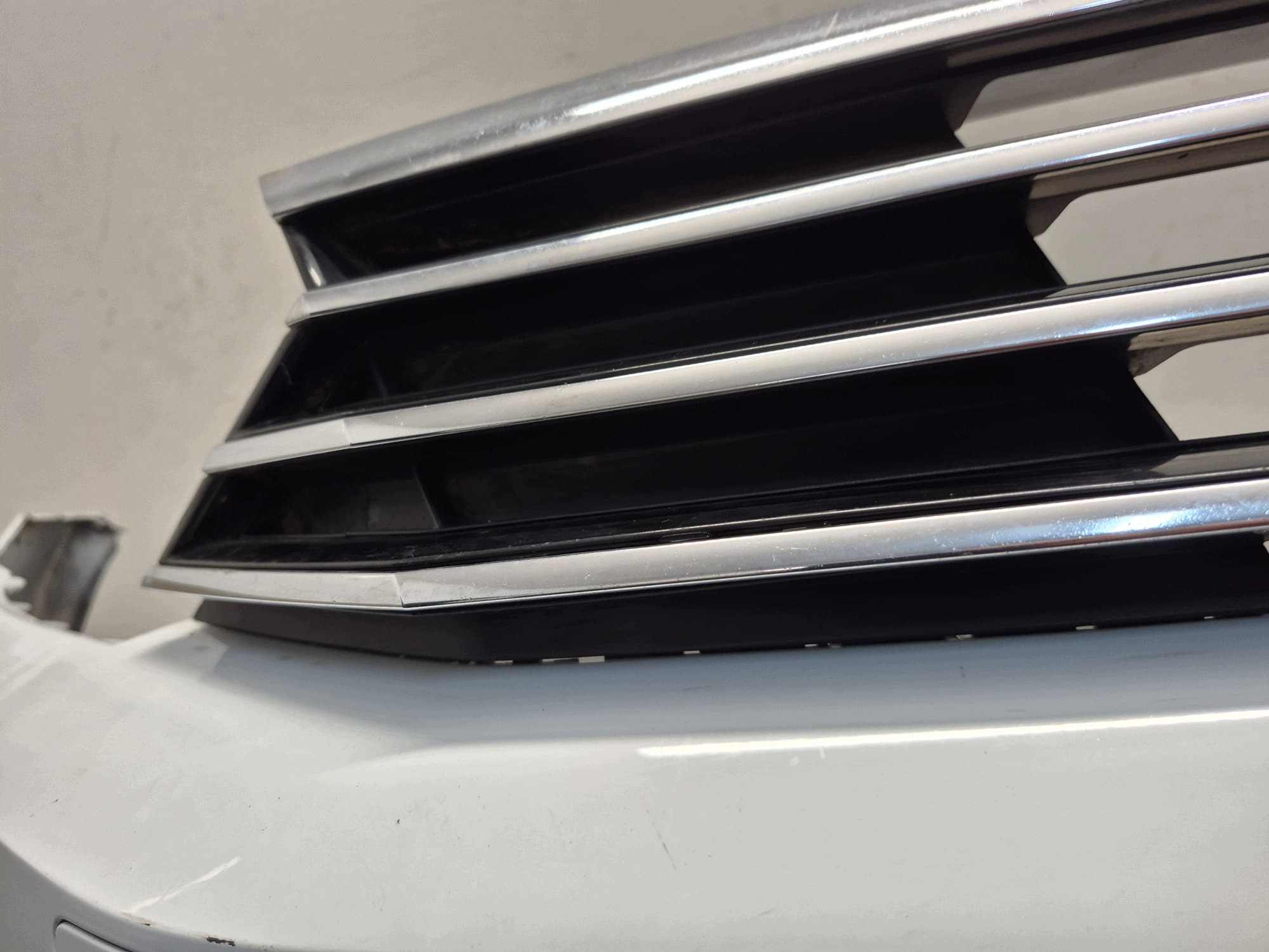 VW PASSAT B8 14-19 bumper front front 4XPDC 3G0807221