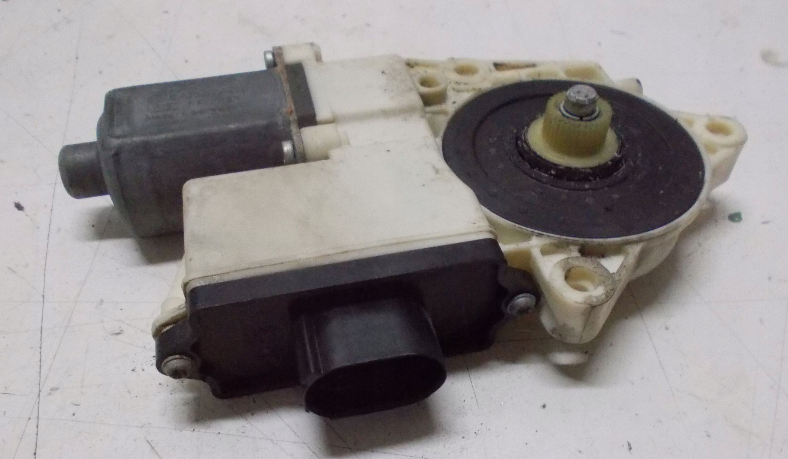 BMW X3 E83 3.0D 08R mini motor windows right front 6925964