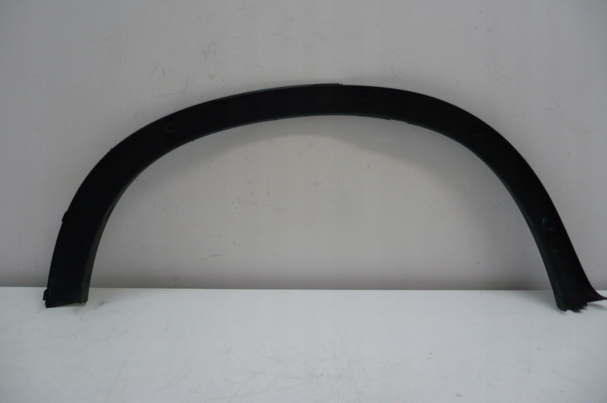 BMW X5 E70 2006-09 R lišta blatníku levá záď