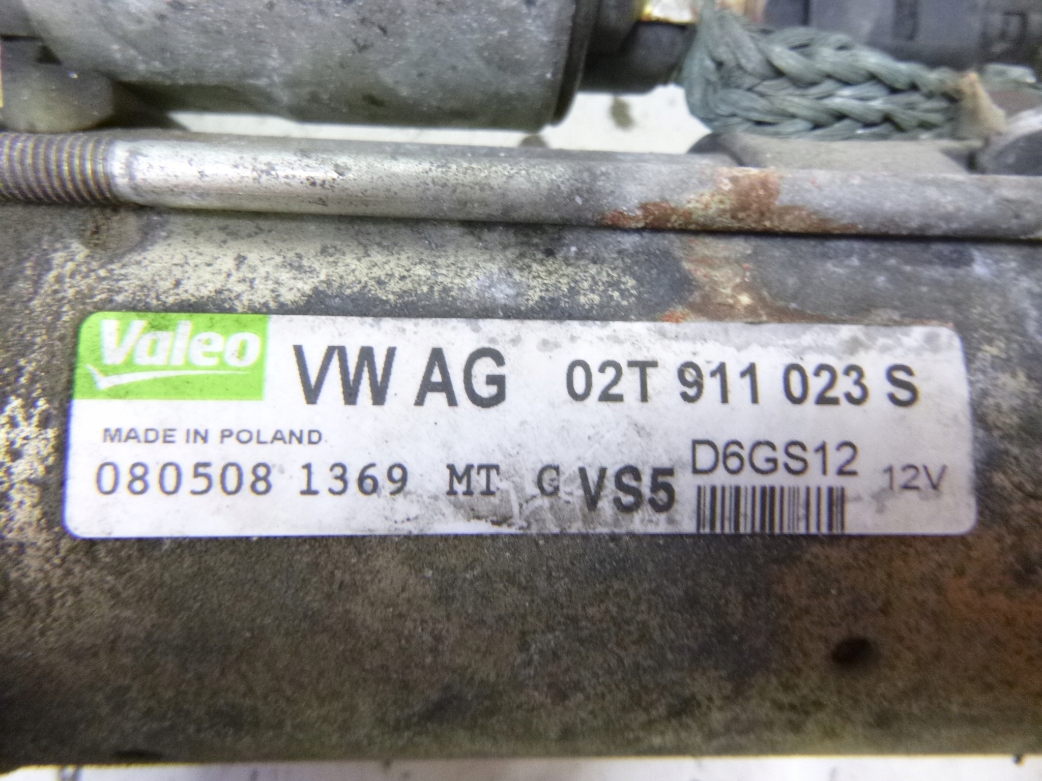 startér Volkswagen Golf V 1.4 BUD 02T911023S