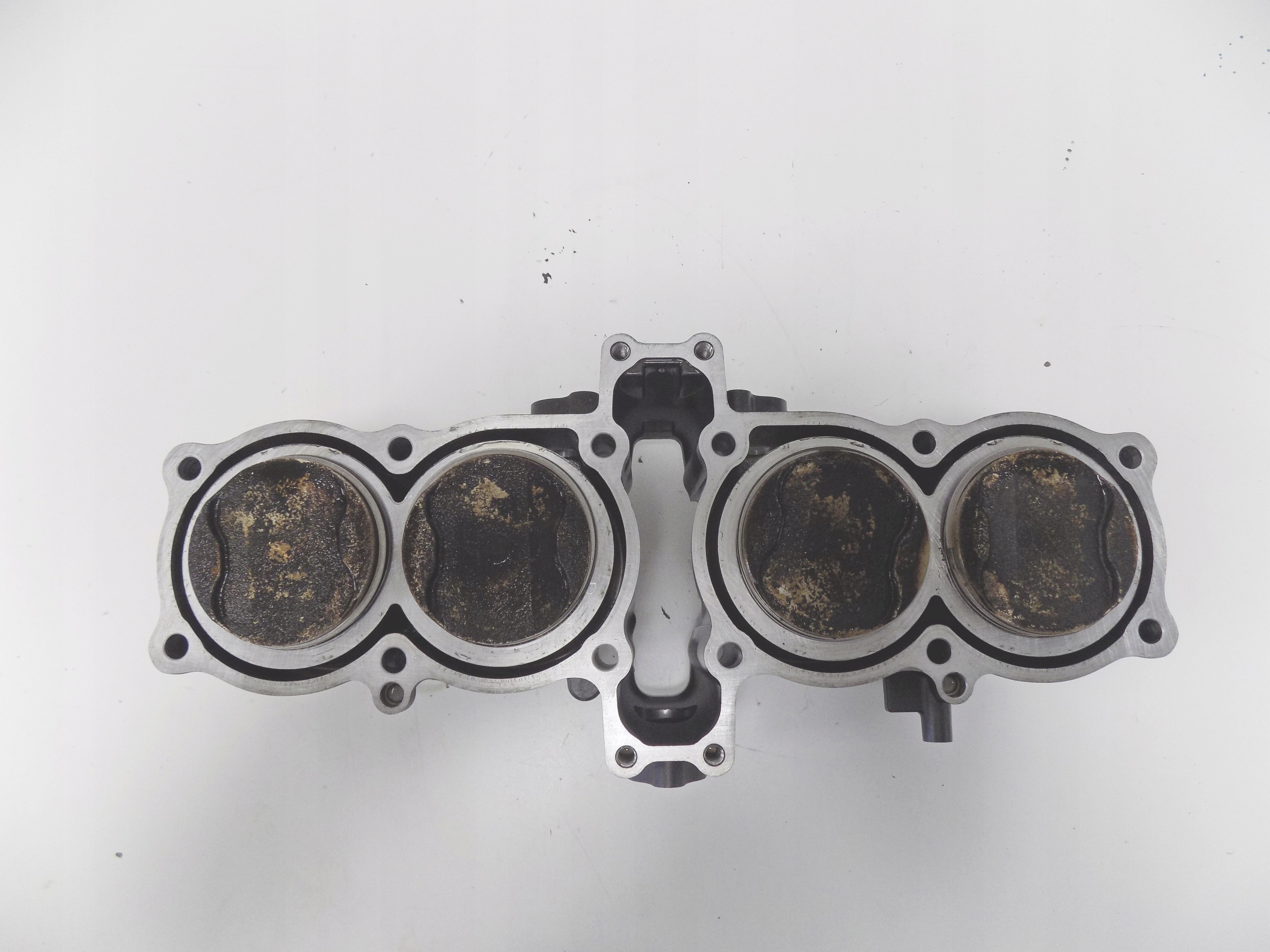 HONDA CB 1300 ЦИЛІНДР + ПОРШНІ