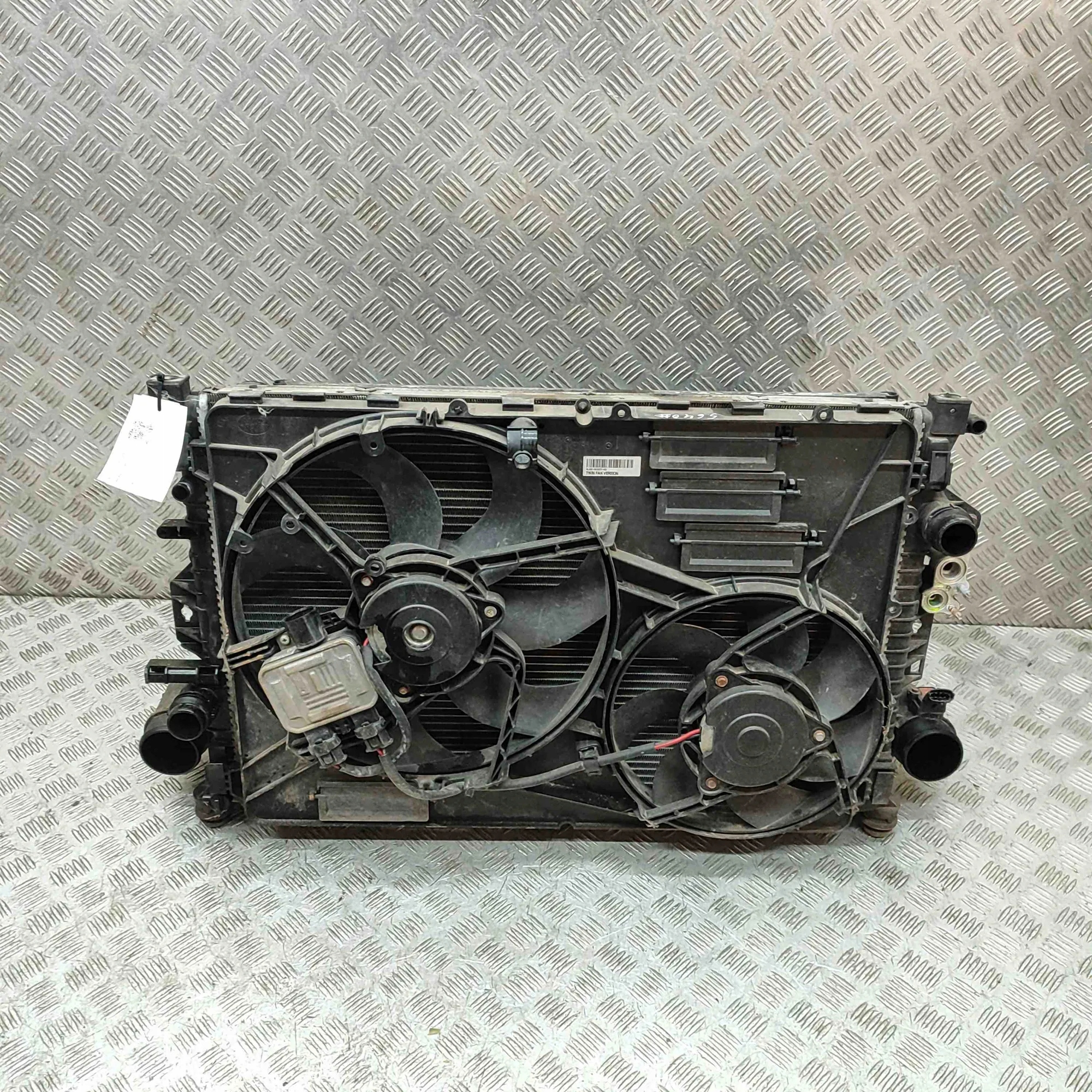CZĘŚCI CHŁODZENIA LAND ROVER RANGE ROVER EVOQUE (L538) 6G918005FD 32571482