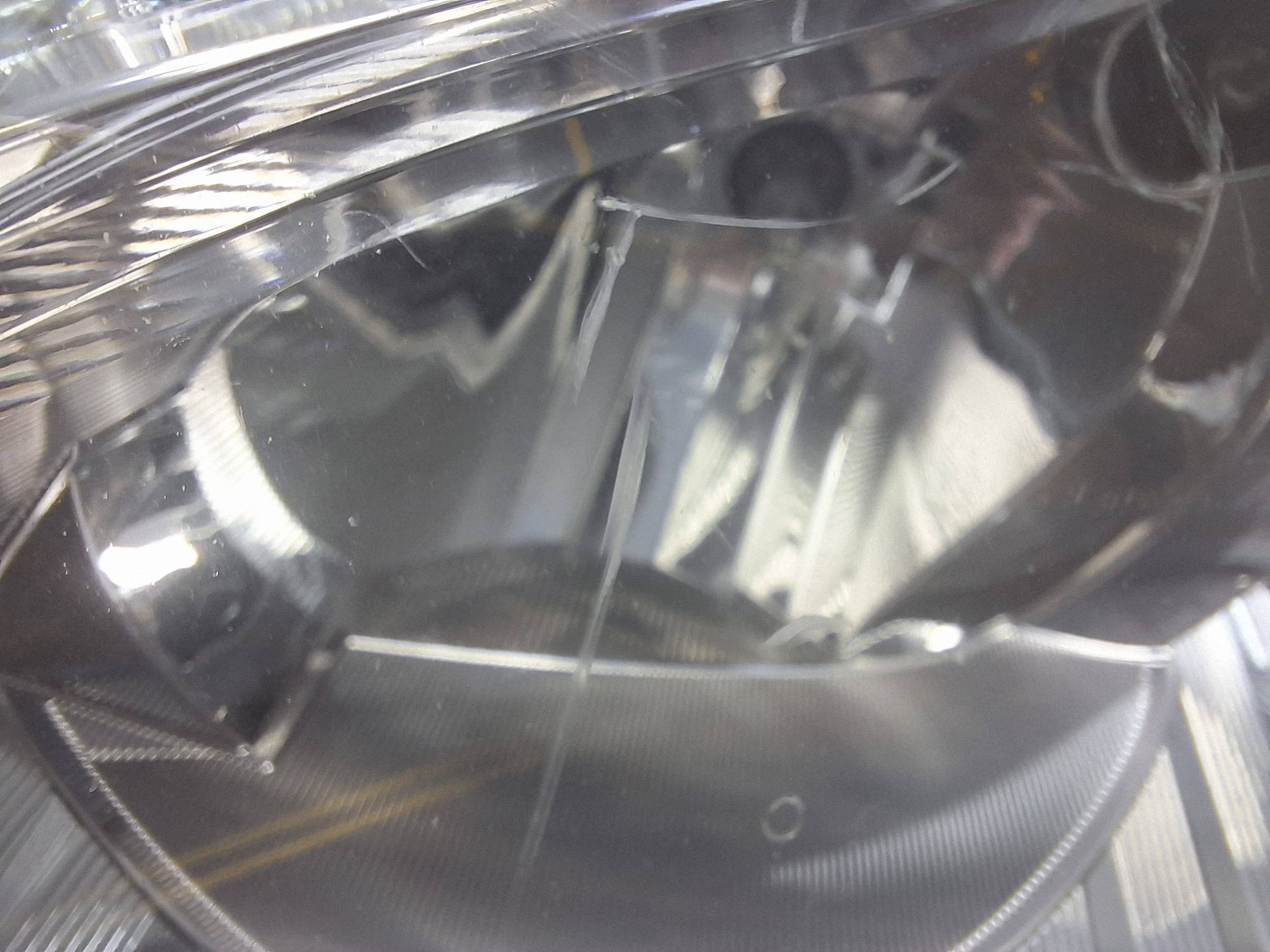 XENON left REFLEKTOR SUBARU LEGACY OUTBACK 09-12 EU