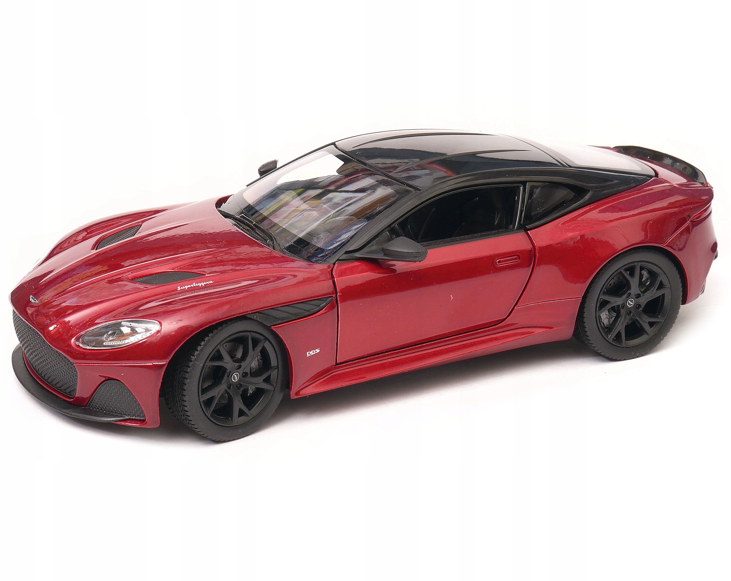 Aston Martin Dbs Superleggera 1:24 Welly červená 24095