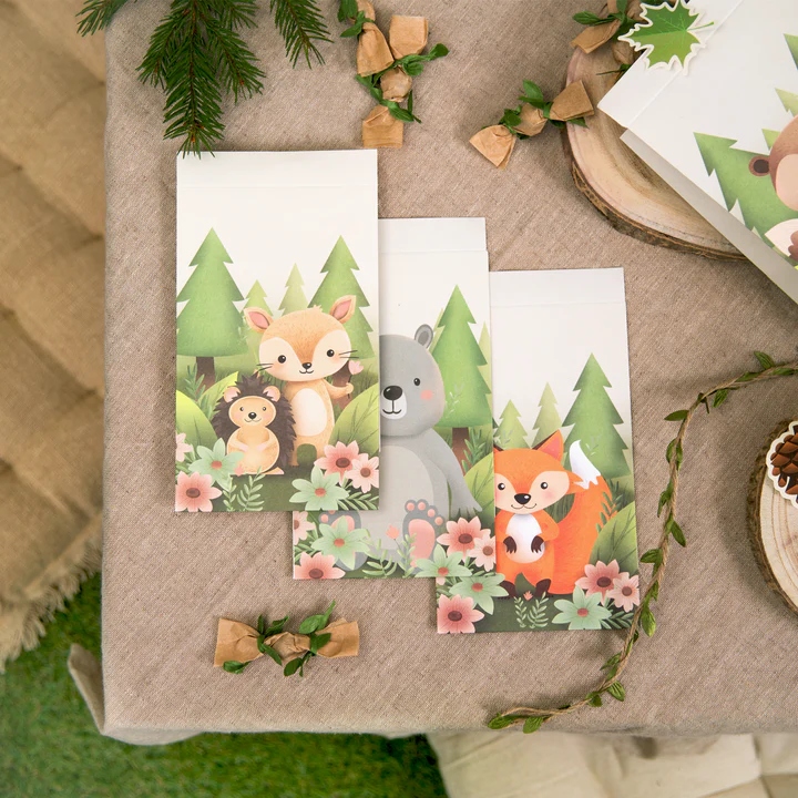 Torebki na cukierki Leśni przyjaciele 4szt. Waga produktu z opakowaniem jednostkowym 0.1 kg