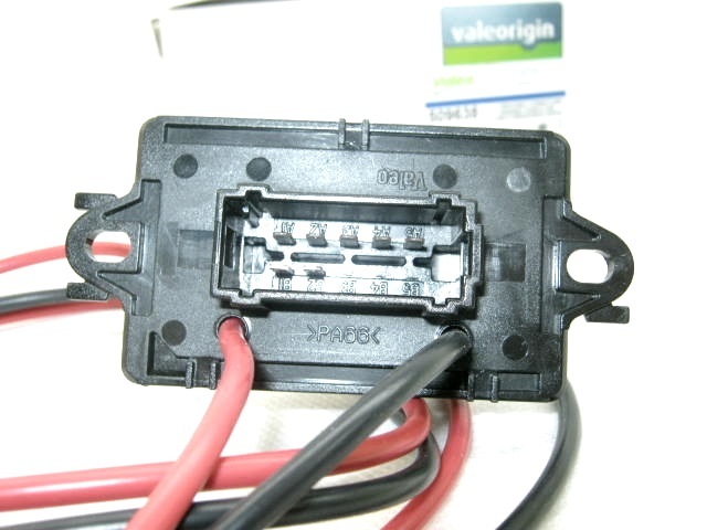 7701207876 - РЕЗИСТОР ВОЗДУХОДУВКИ SCENIC II KLIMA MANUAL VALEO ORG