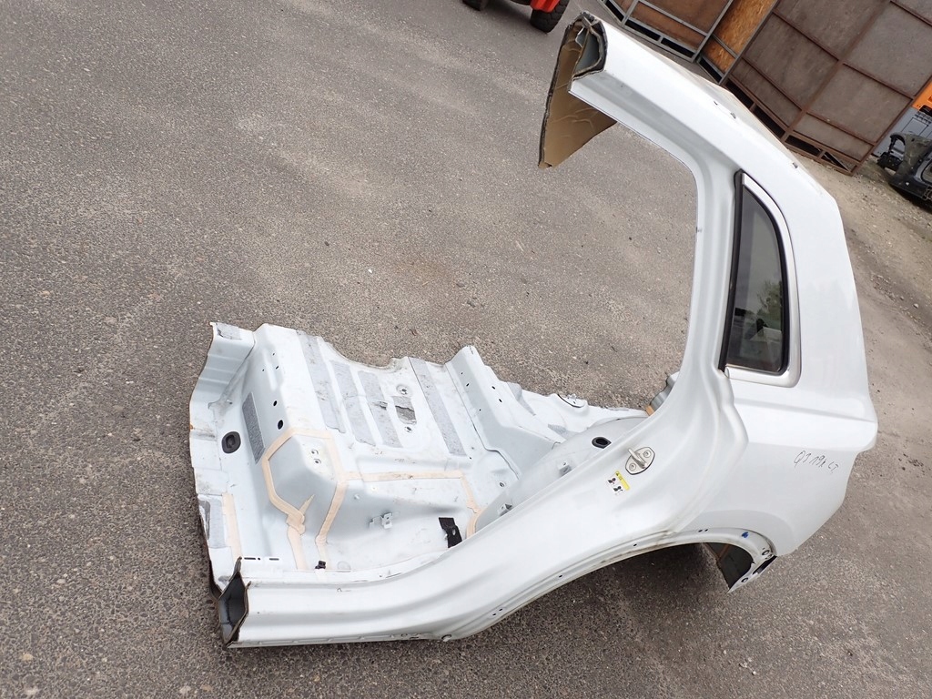 ĆWIARTKA BŁOTNIK LEWY TYŁ ORYG EUROPA AUDI Q3 II 83A 19R Typ samochodu Samochody osobowe