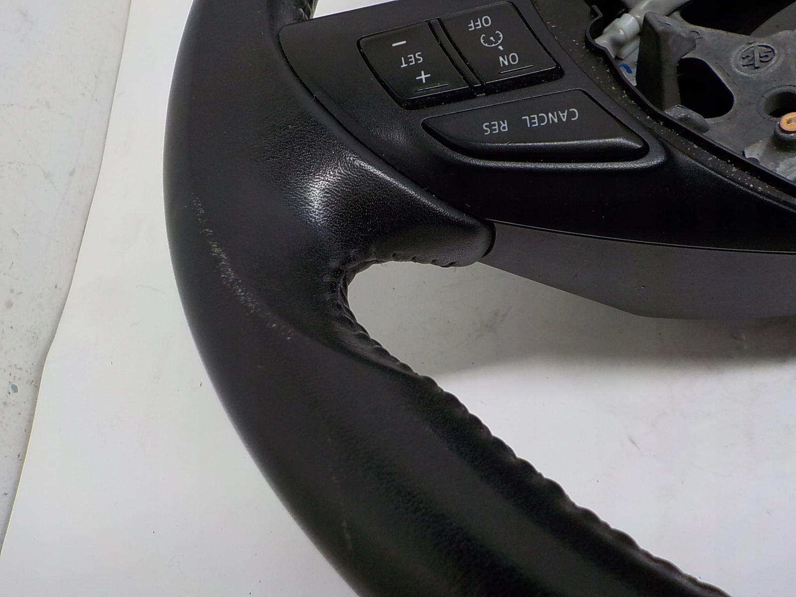 MAZDA 3 III BM steering wheel, wheel BMH1-75149 K231