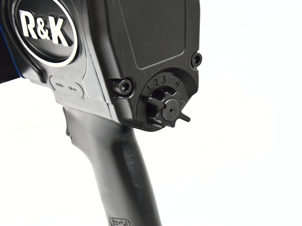 Pneumatyczny klucz udarowy 3/4" R&K PREMIUM Pojemność akumulatora 1 Ah