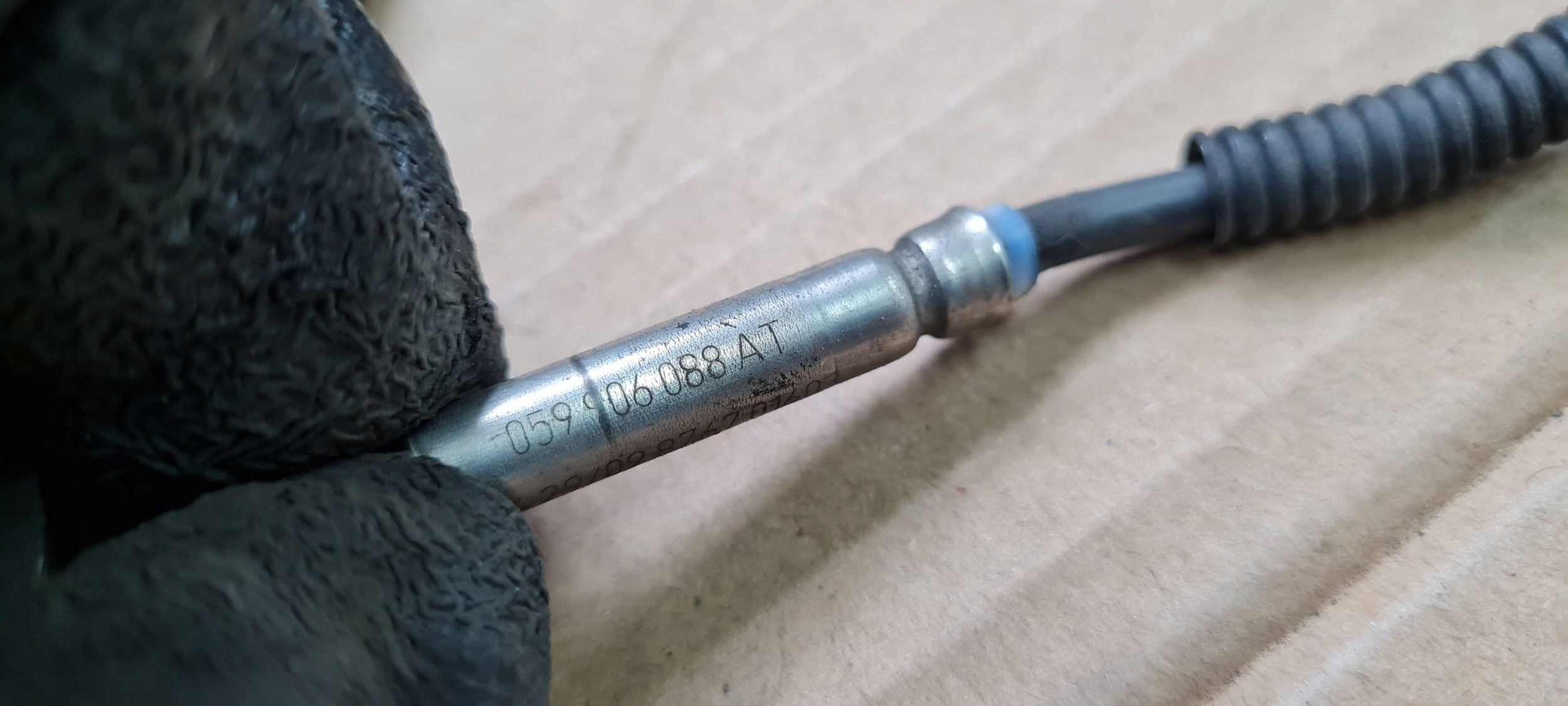 Q5 8R Sensor TEMPERATURY Gase 3.0 TDI 059906088AT A4 B8 A5 8T A6 C7
