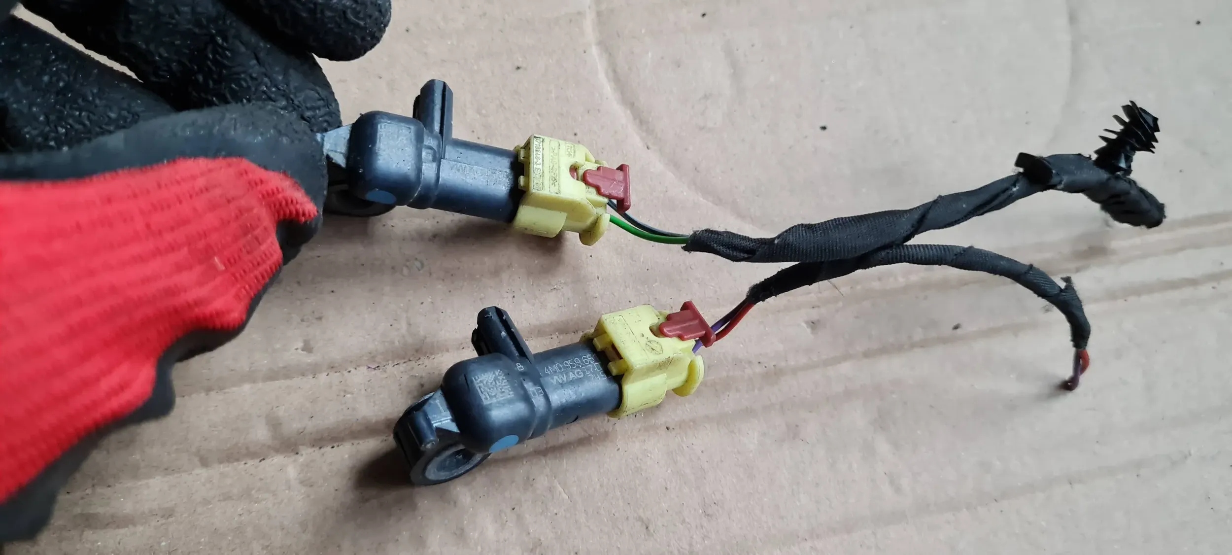 A5 8W S5 impact sensor connecting spoiler 4M0959651 A4 B8 8W S4