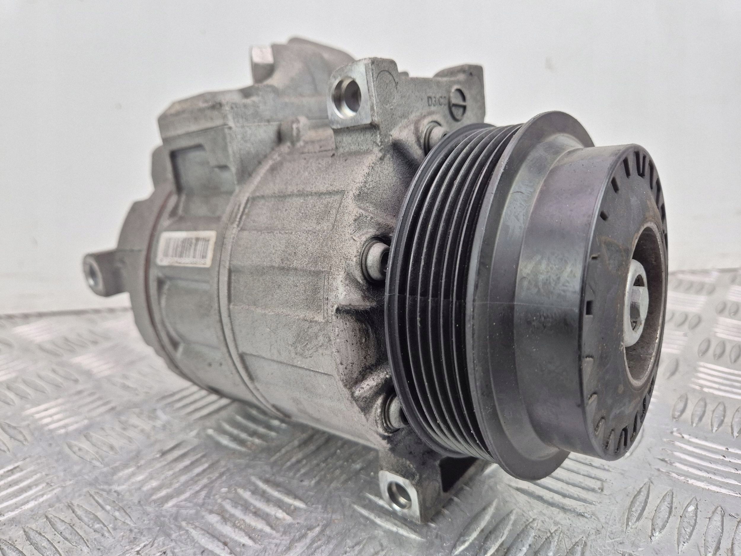 Mercedes C 200 CGI W204 Klimakompressor klimaanlage A0022304511