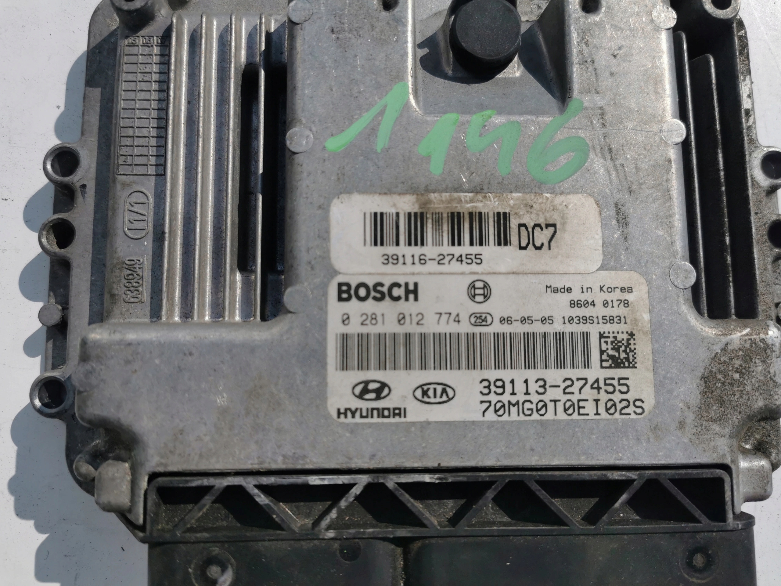 KIA MAGENTIS 2.0D 39113-27455 0281012774 computer