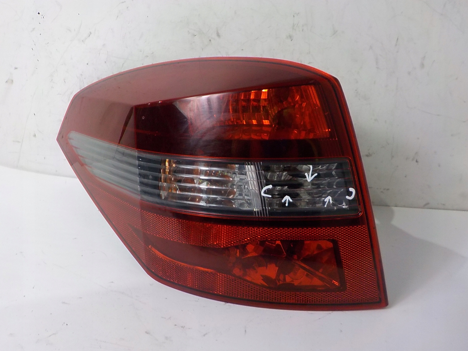 RENAULT LAGUNA III GT KOMBI light left rear left rear part CIEMNA