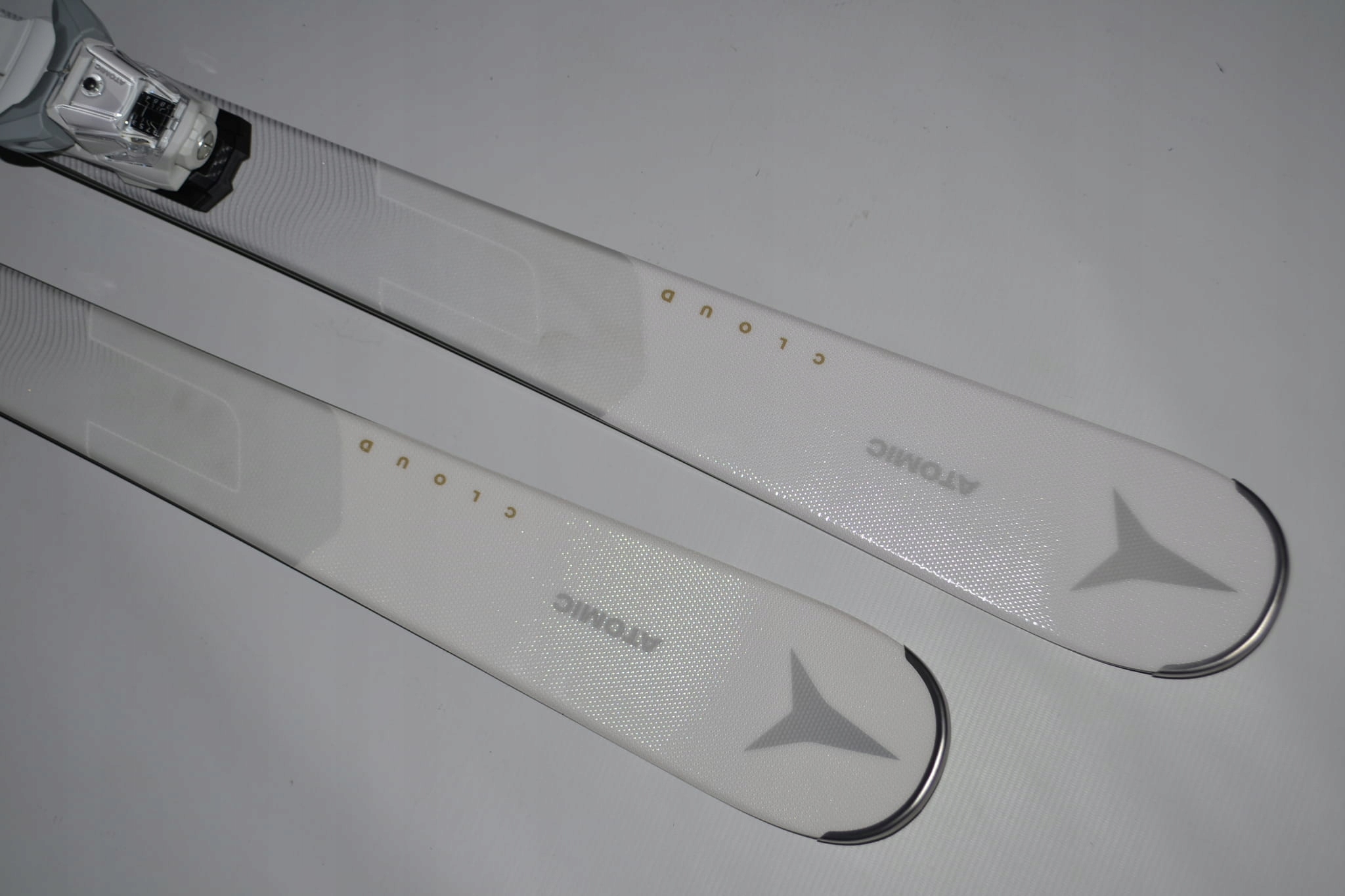 Lyže Atomic Cloud 8 (L919) [Lyže 150 cm]