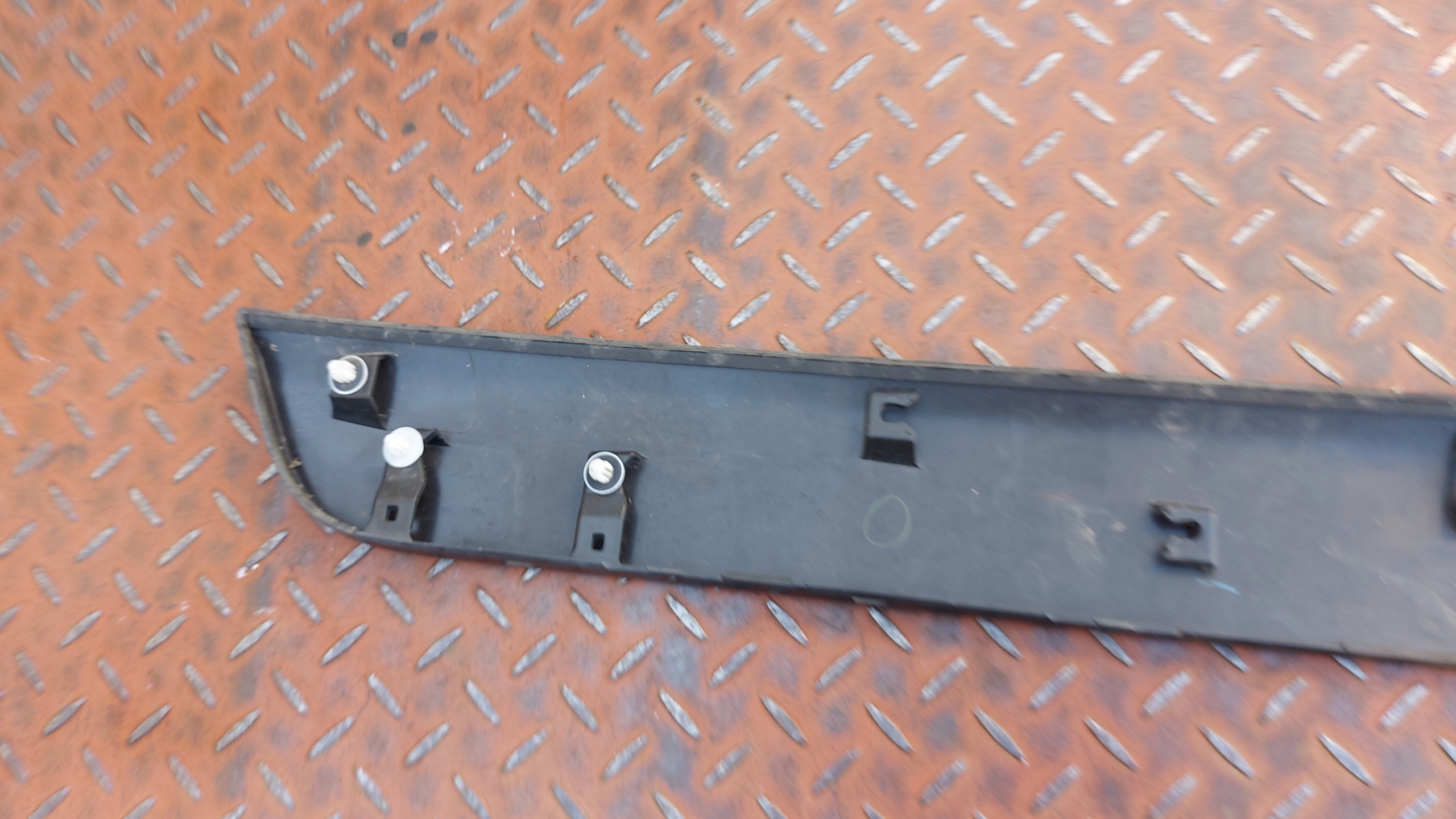 moulding cap bonnet rear part TOYOTA RAV4 V 18