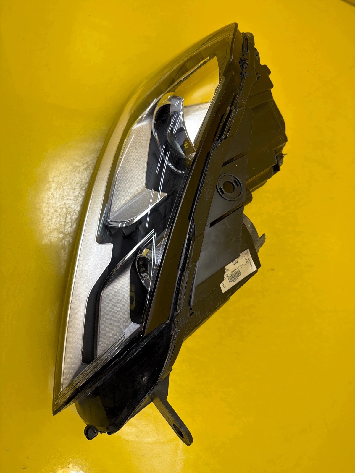 light right VW Passat B7 Xenon Led 90010143