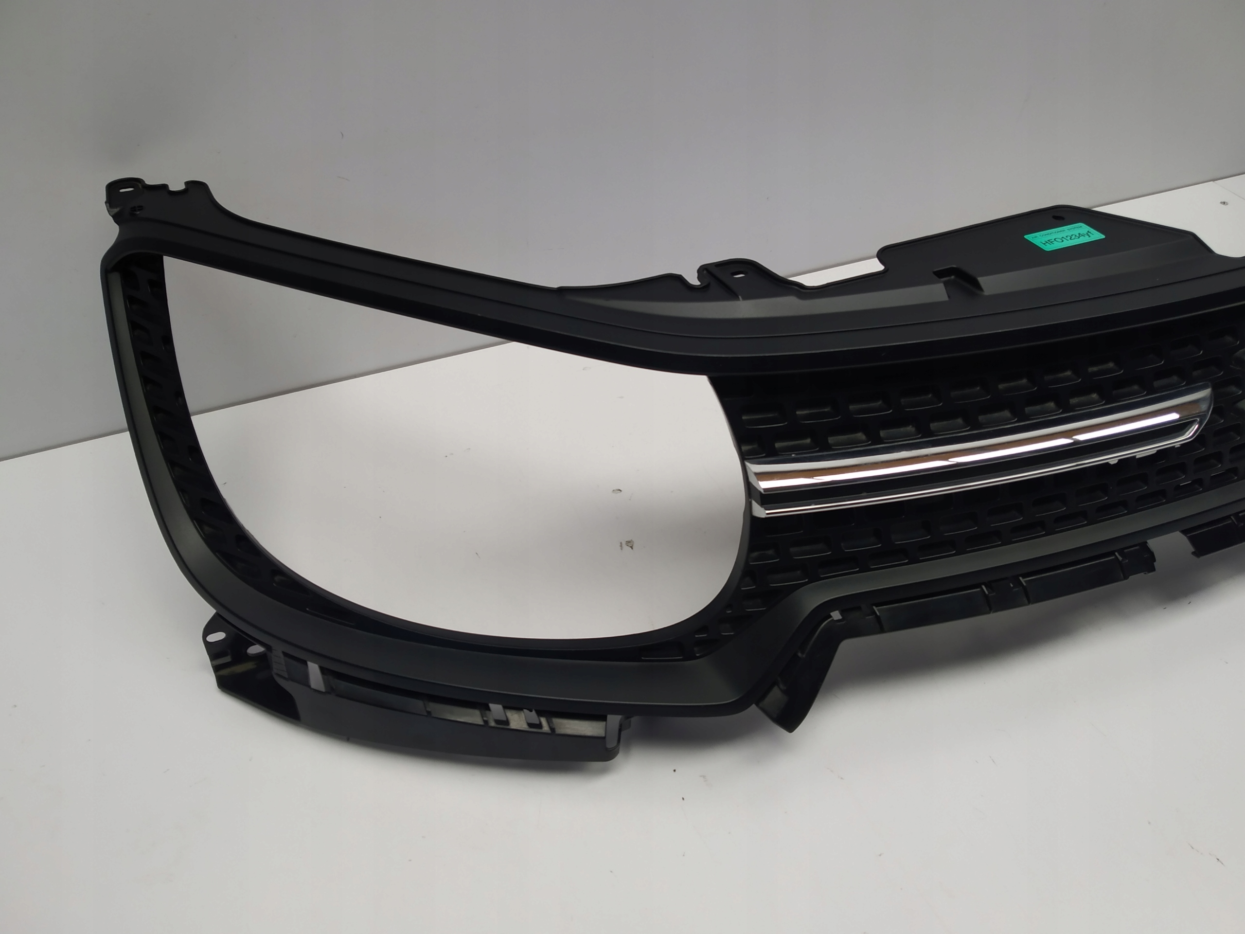 16r- Suzuki Ignis III without pekniec front PREKLADgrill front originál before lift