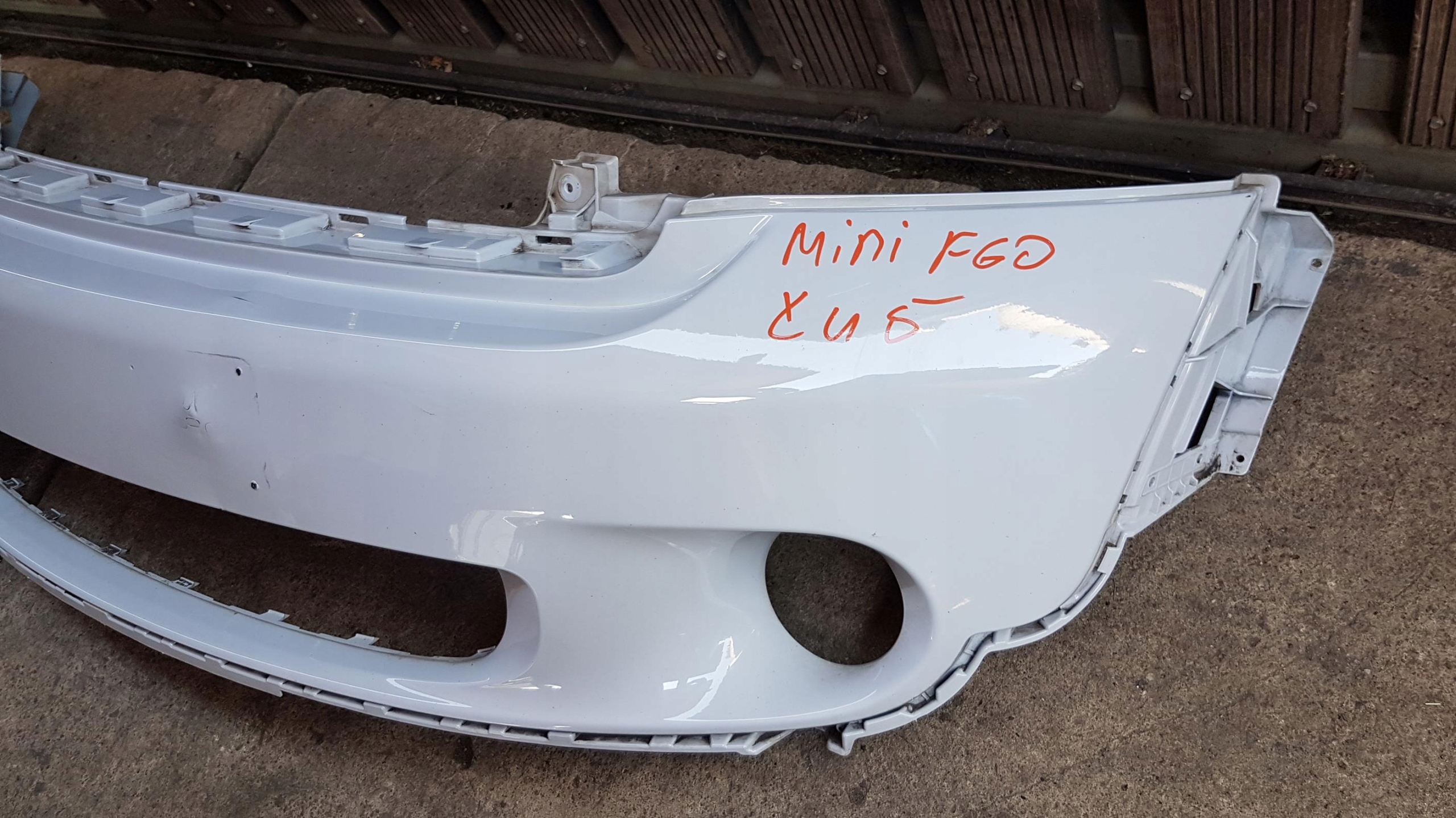 front bumper MINI COUNTRYMAN R60 9802216
