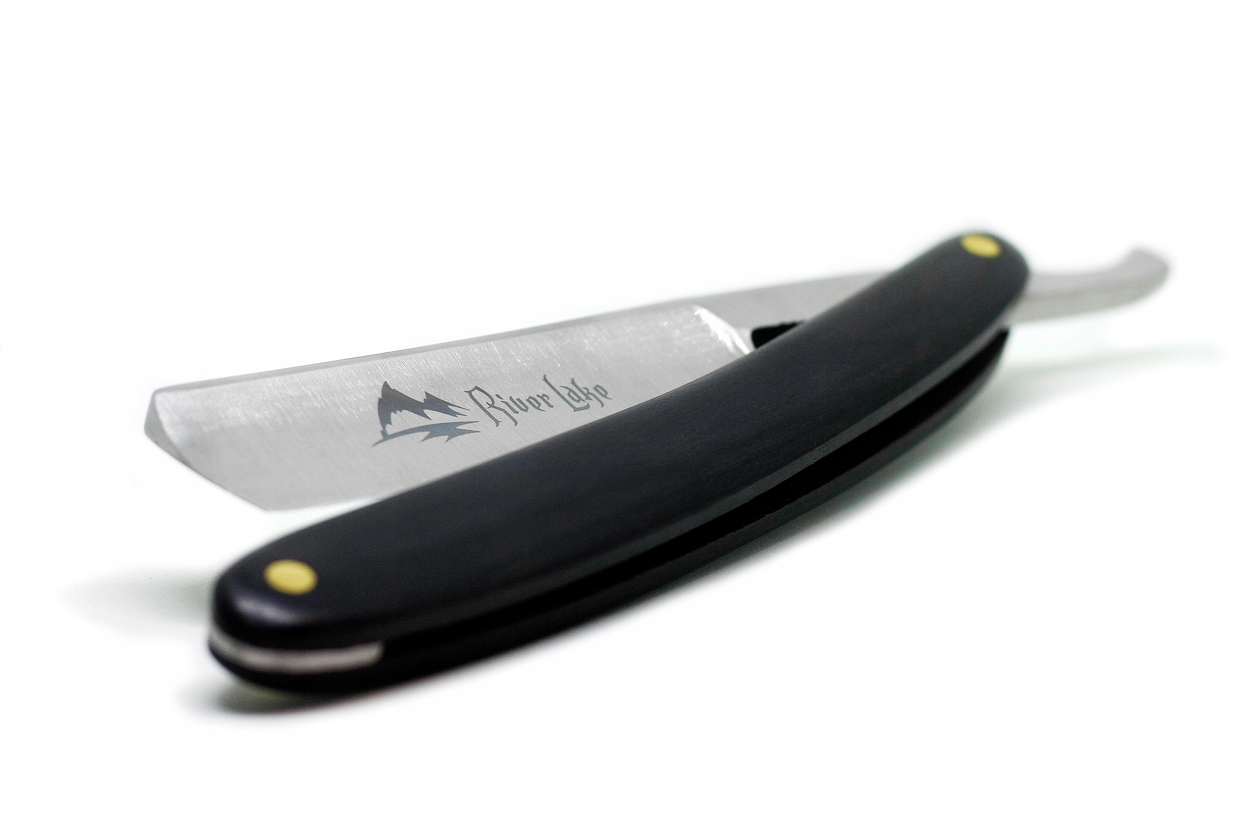 Brzytwa klasyczna do golenia River zestaw etui