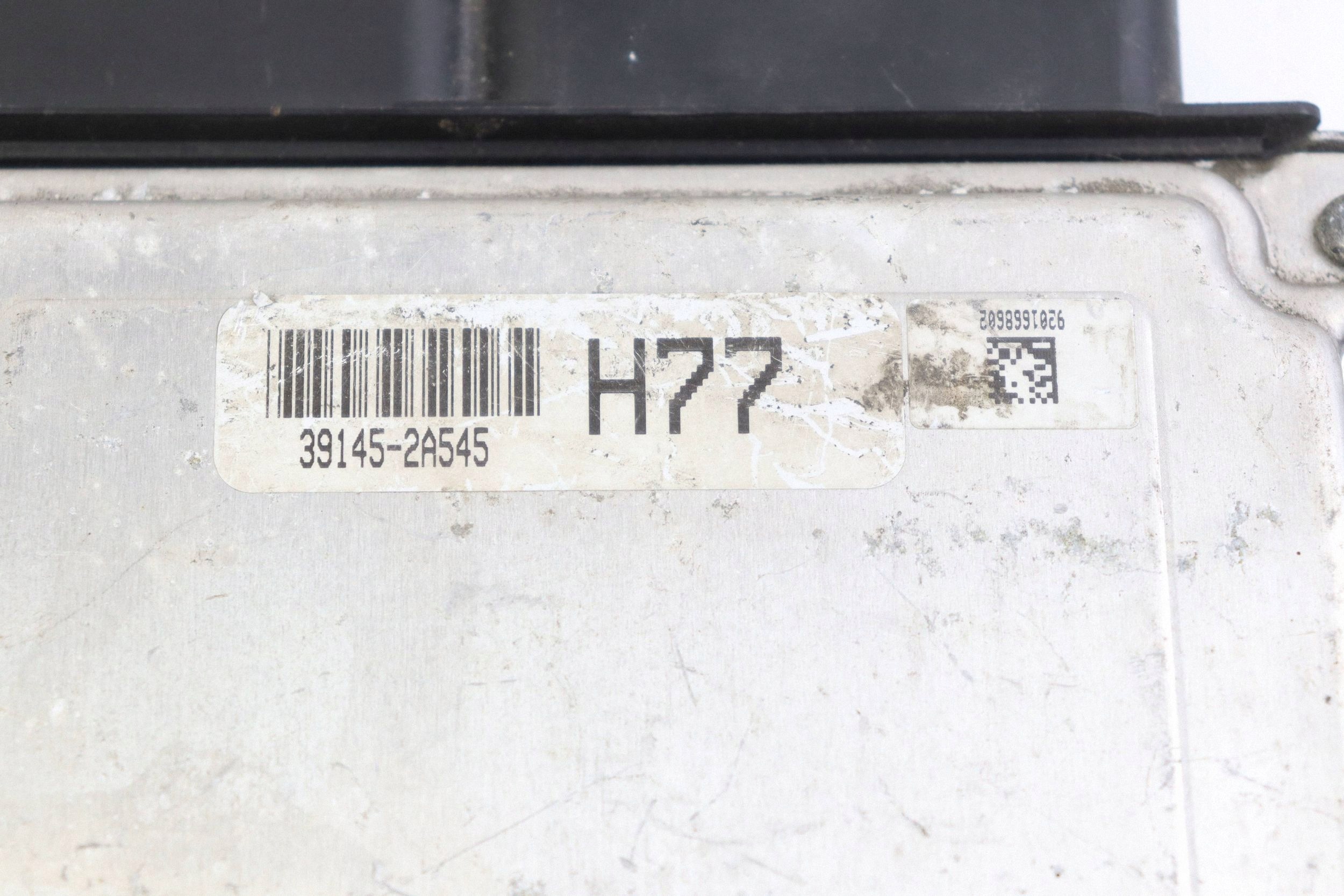 HYUNDAI i40 FL module control unit of the engine 39140-2A545 0281032311