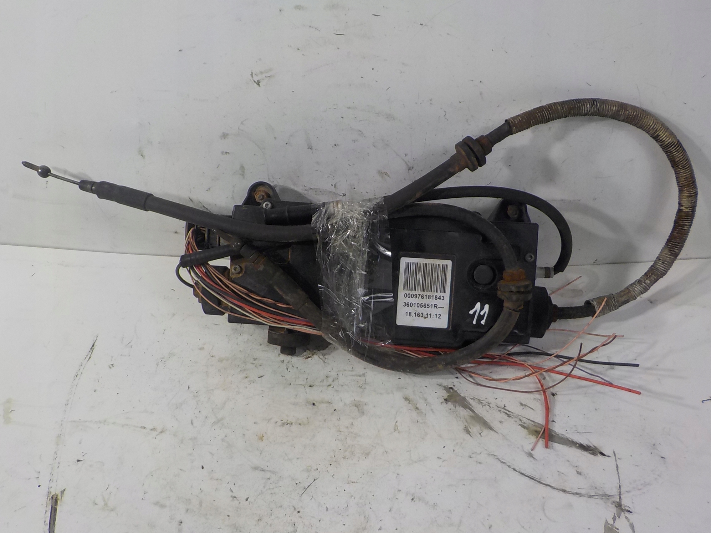 RENAULT SCENIC II HAMULEC ELEKTRYCZNY 360105651R