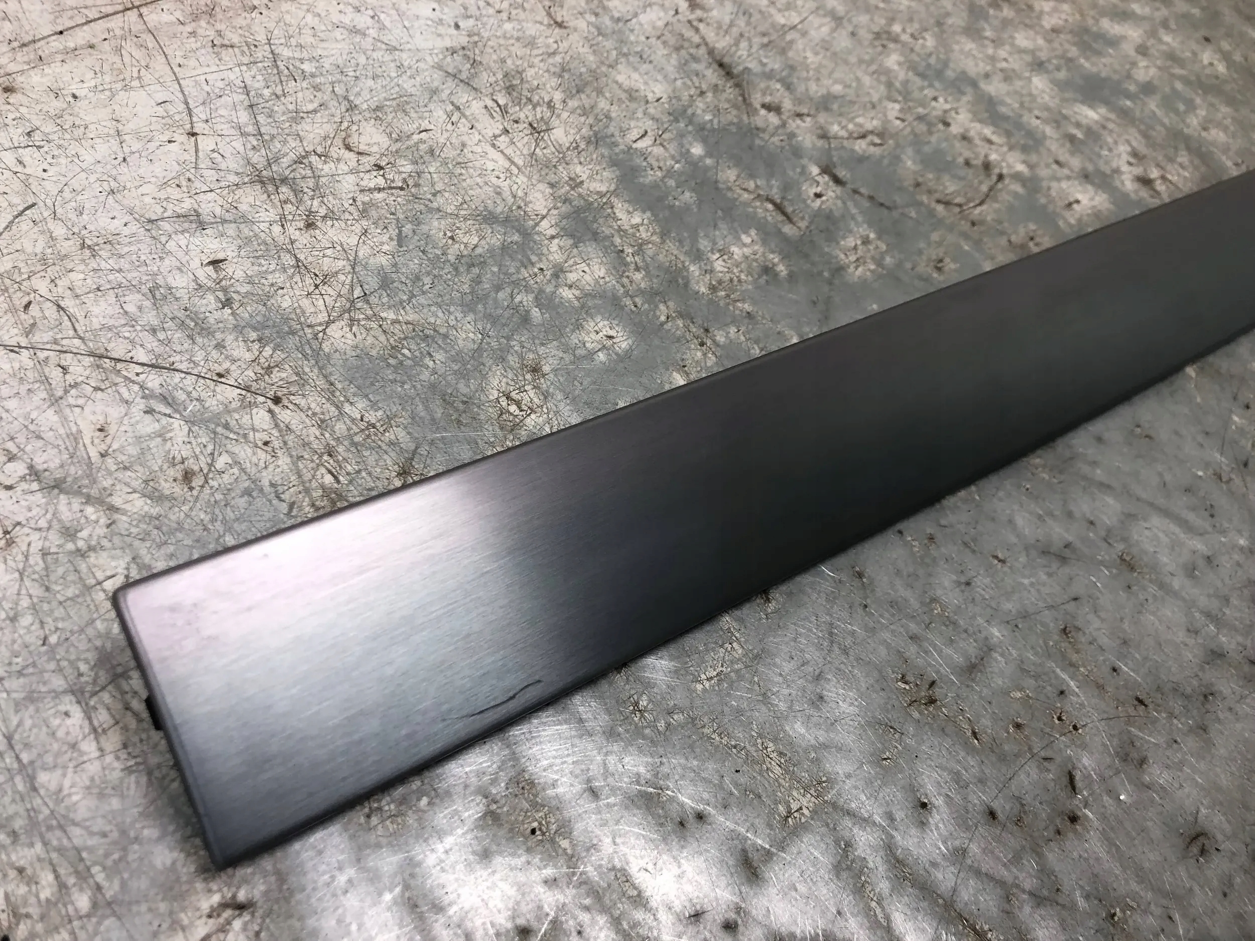 Moulage DEKOR Console VW PASSAT CC LIFT 3AB857212E